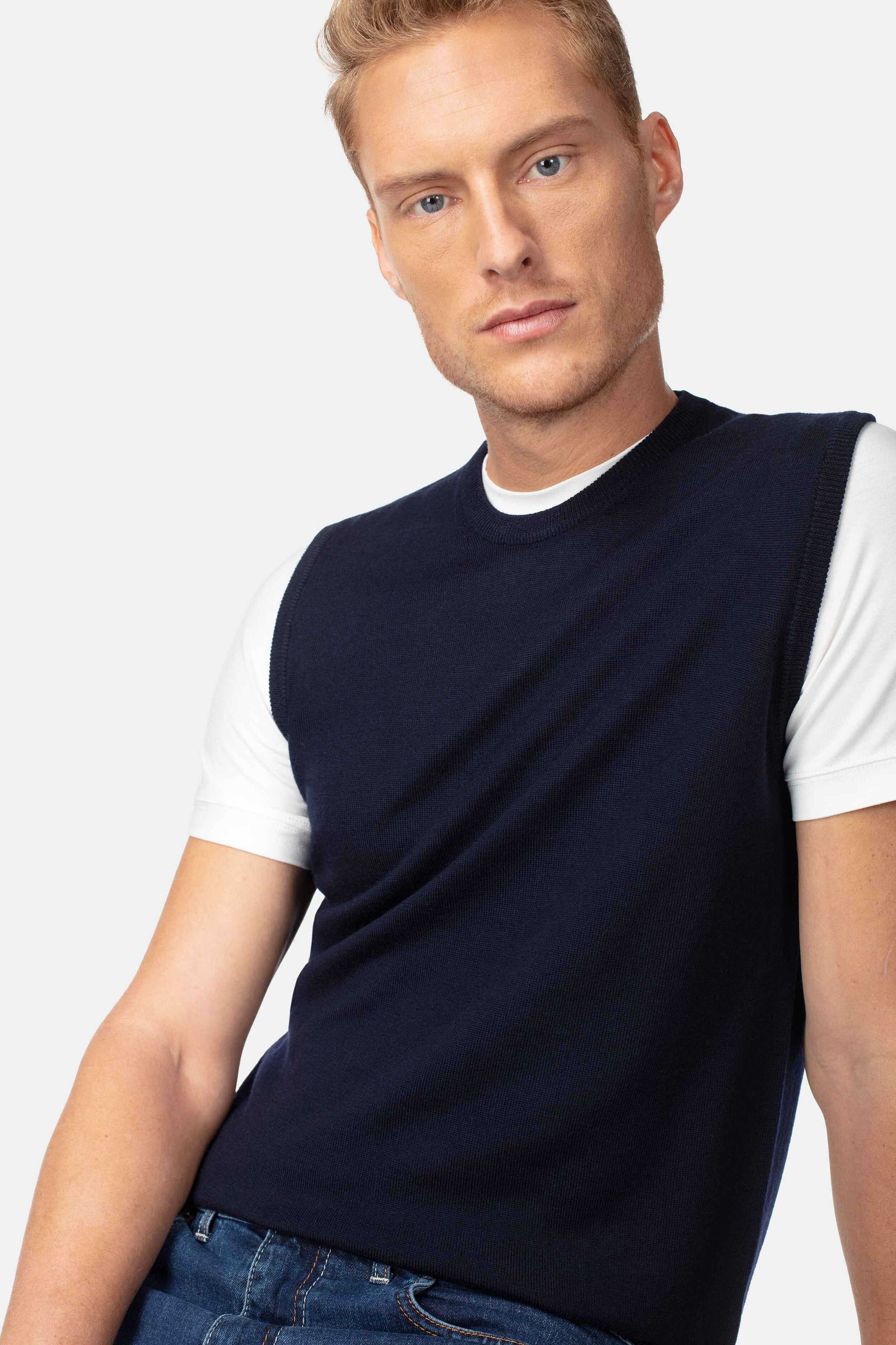 Gilet girocollo in lana - BLU