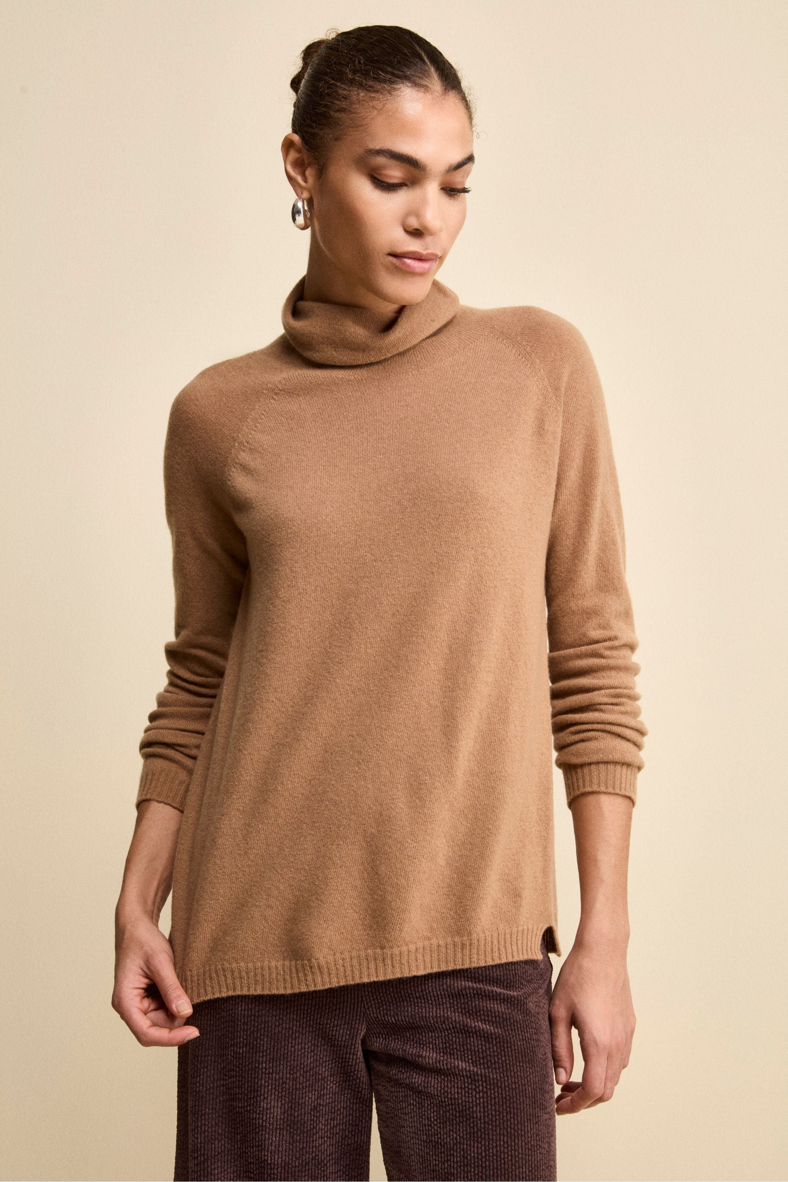 Soft Collar Cashmere Wool Sweater - CAMMELLO