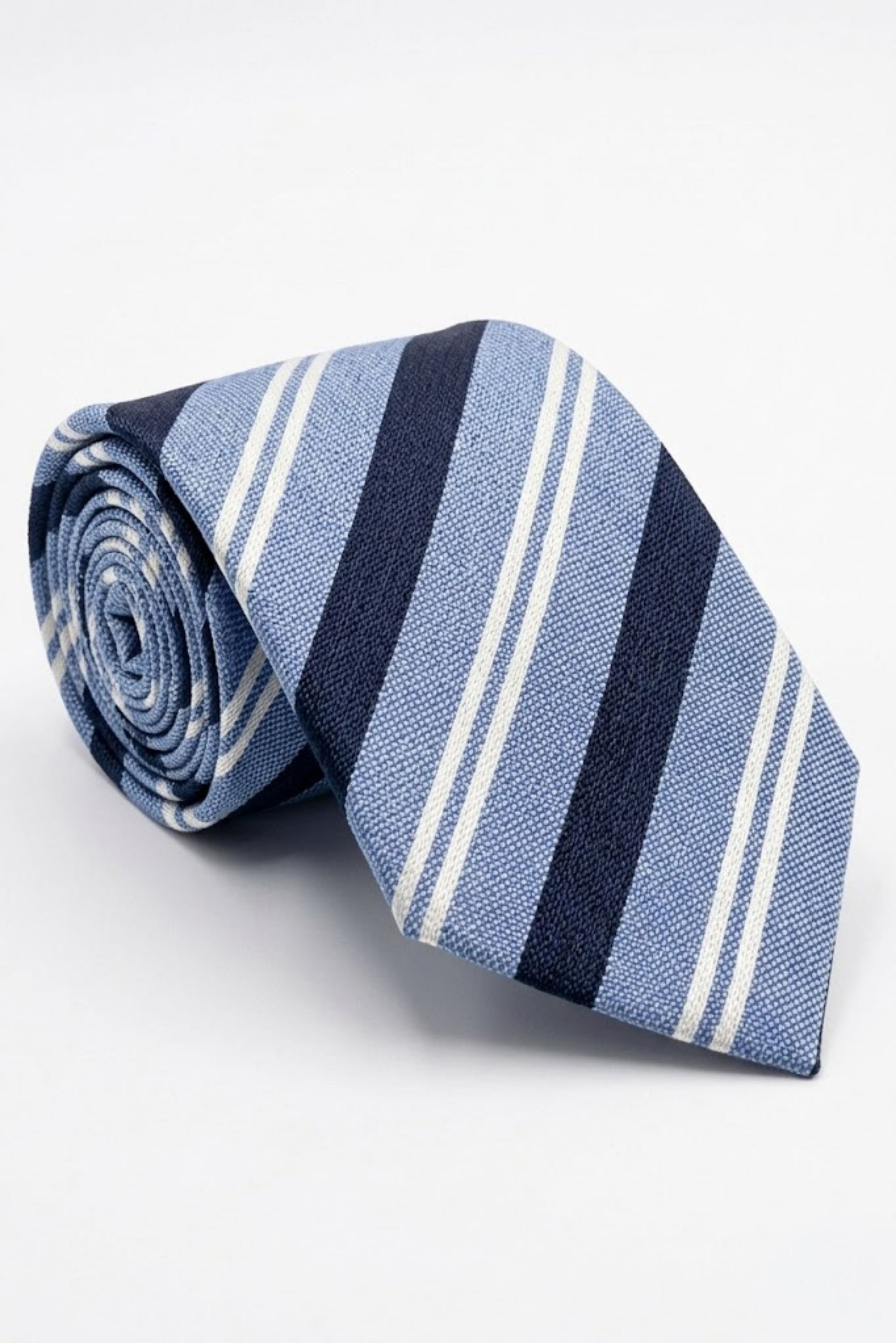 Cravate en Soie à Rayures - Bleu - Rayures bleu clair