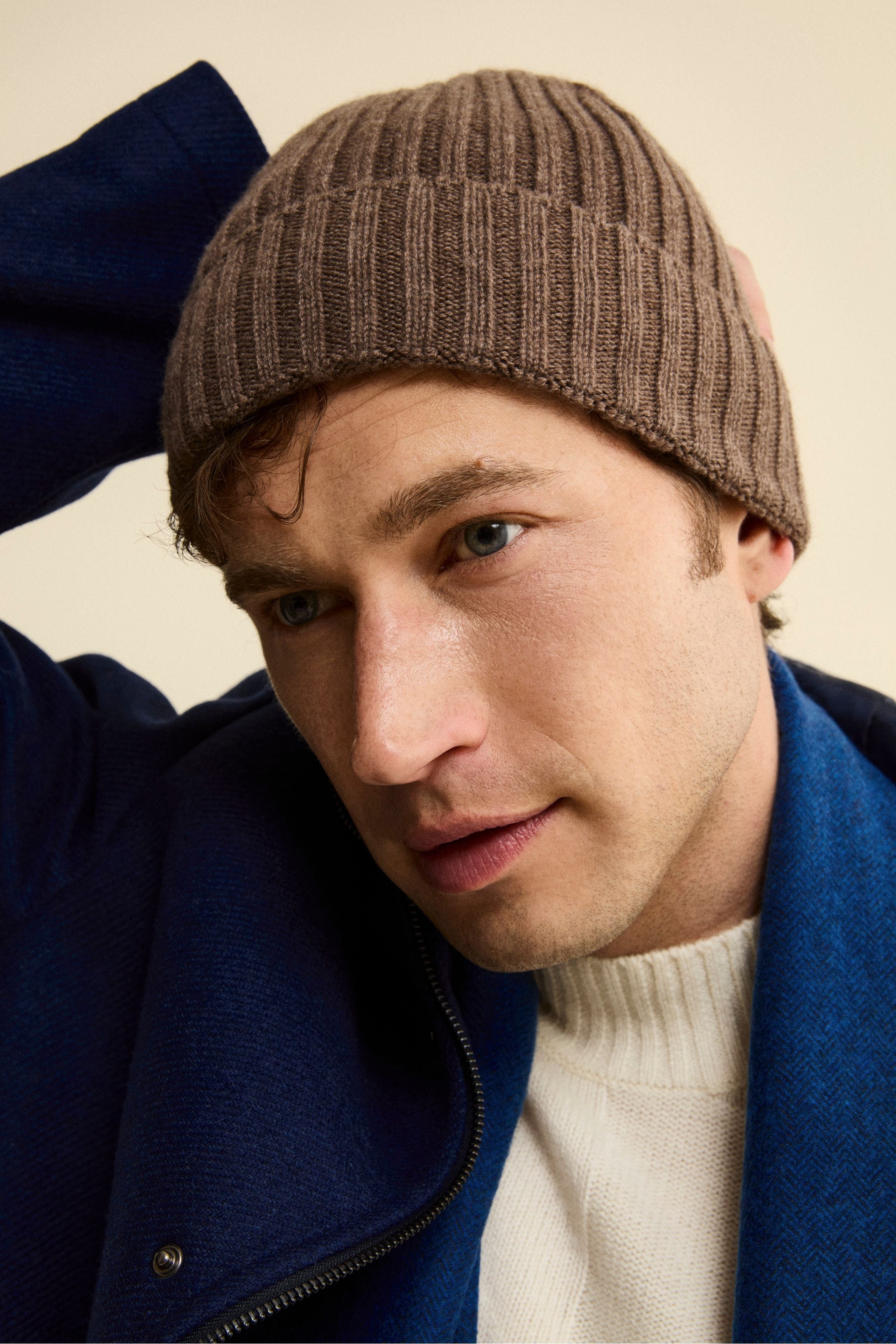 Ribbed cashmere beanie - WOOD