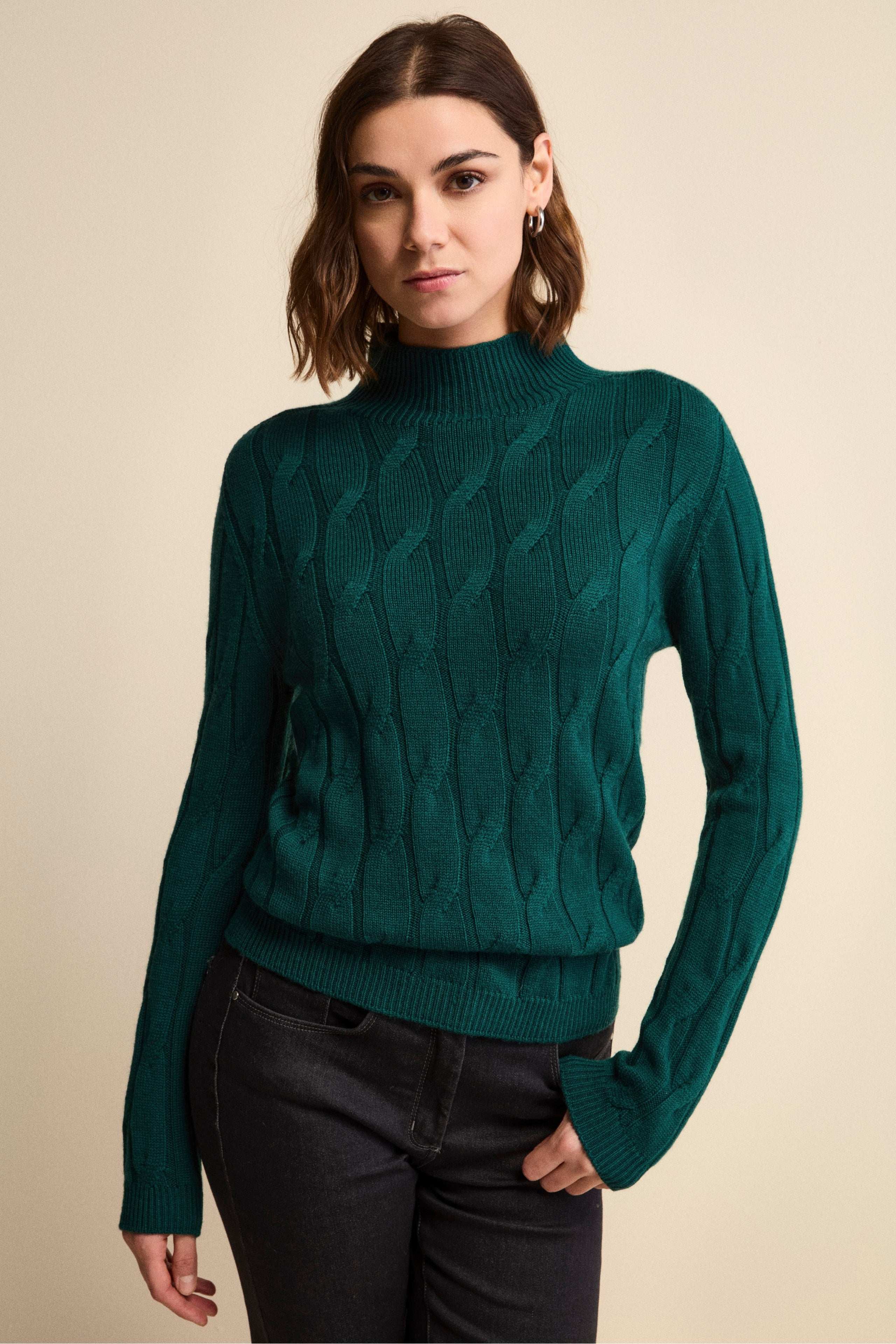 Cable-Knit Mock-Neck in Merino Wool - GREEN