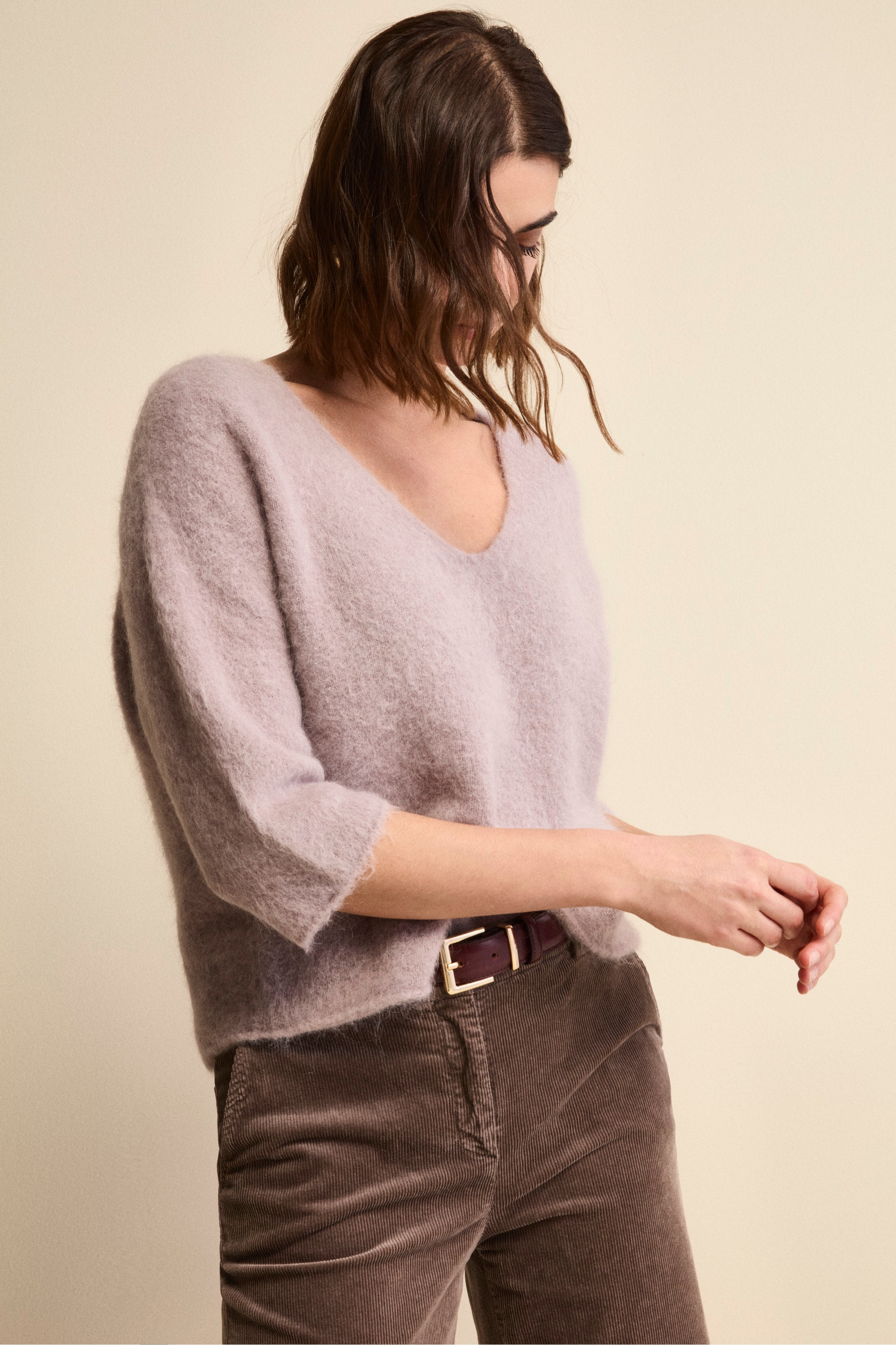 V-Neck Boxy Sweater in Alpaca Blend - Powder pink