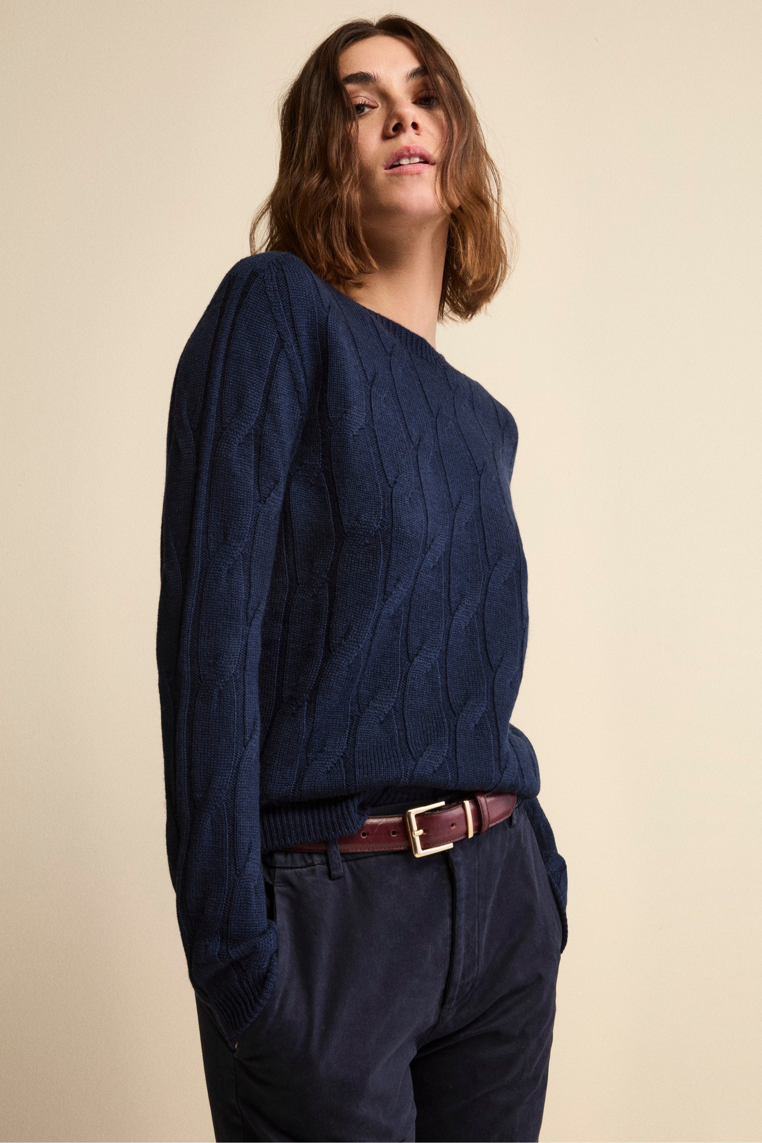 Cable-Knit Crewneck Sweater in Merino Wool - Navy blue
