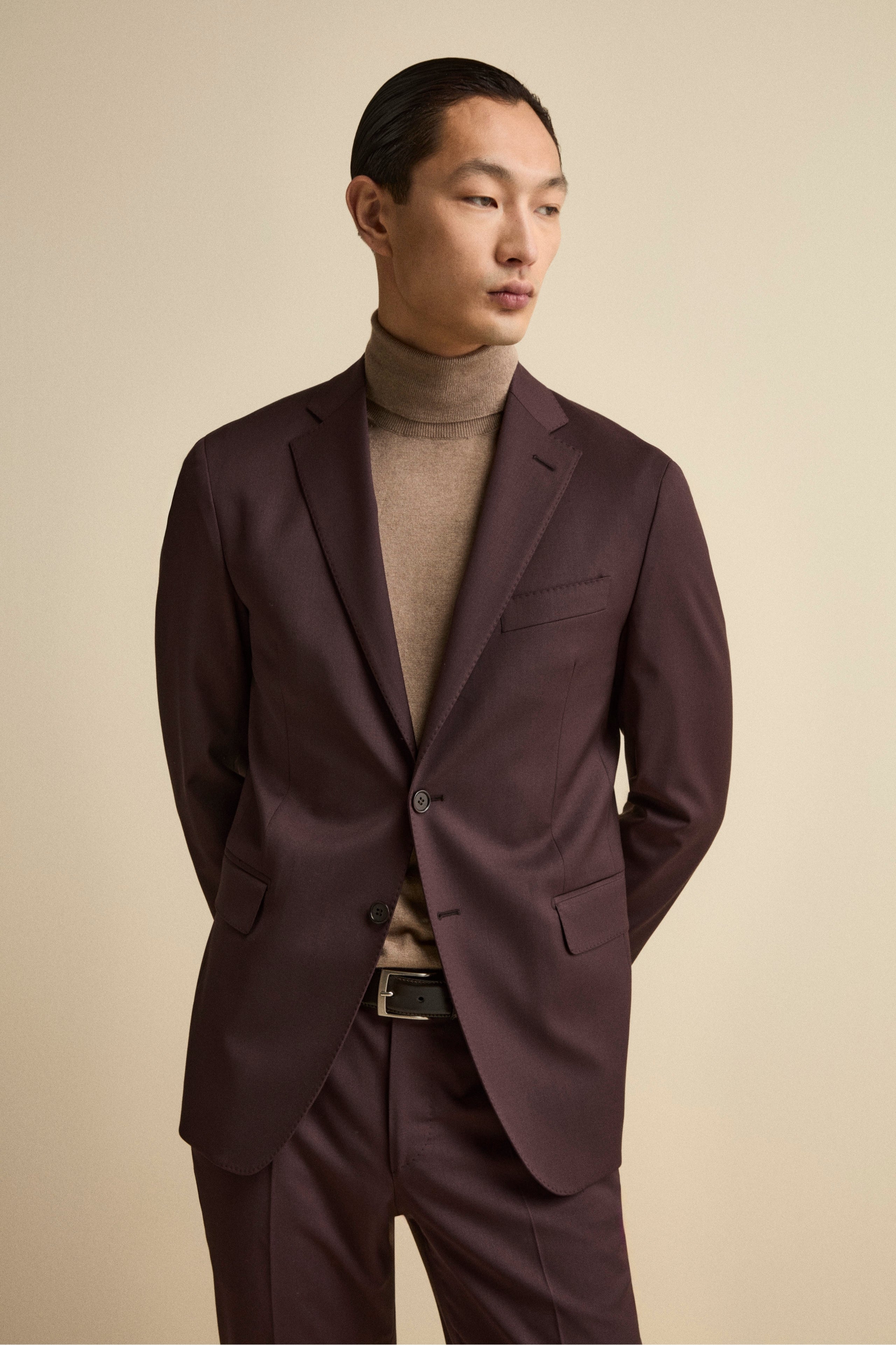 Regular-Fit Single-Breasted Suit in Virgin Wool with Notch Lapels - Burgundy