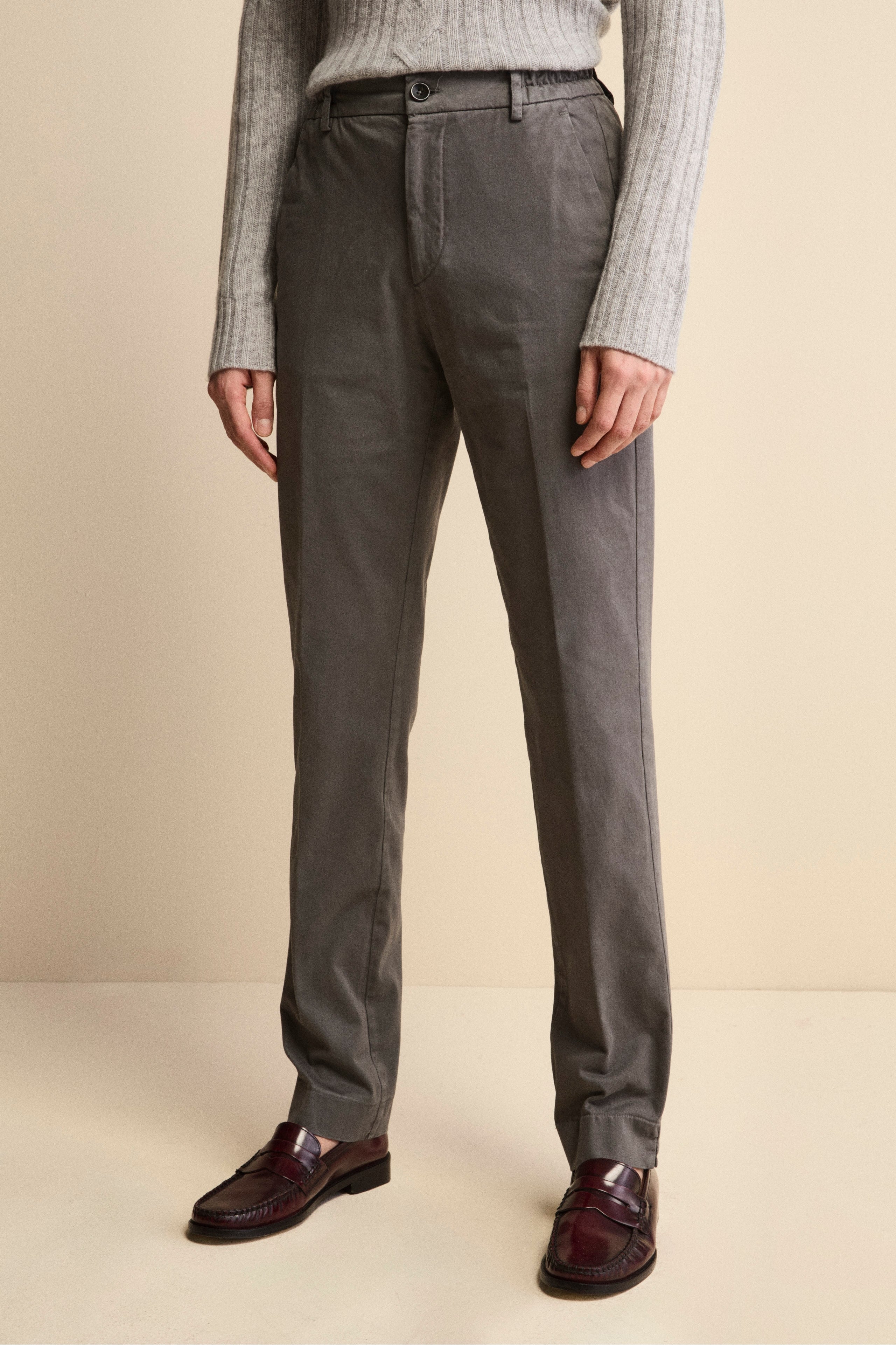 Regular-Fit Trousers with Elastic Waist - GREY