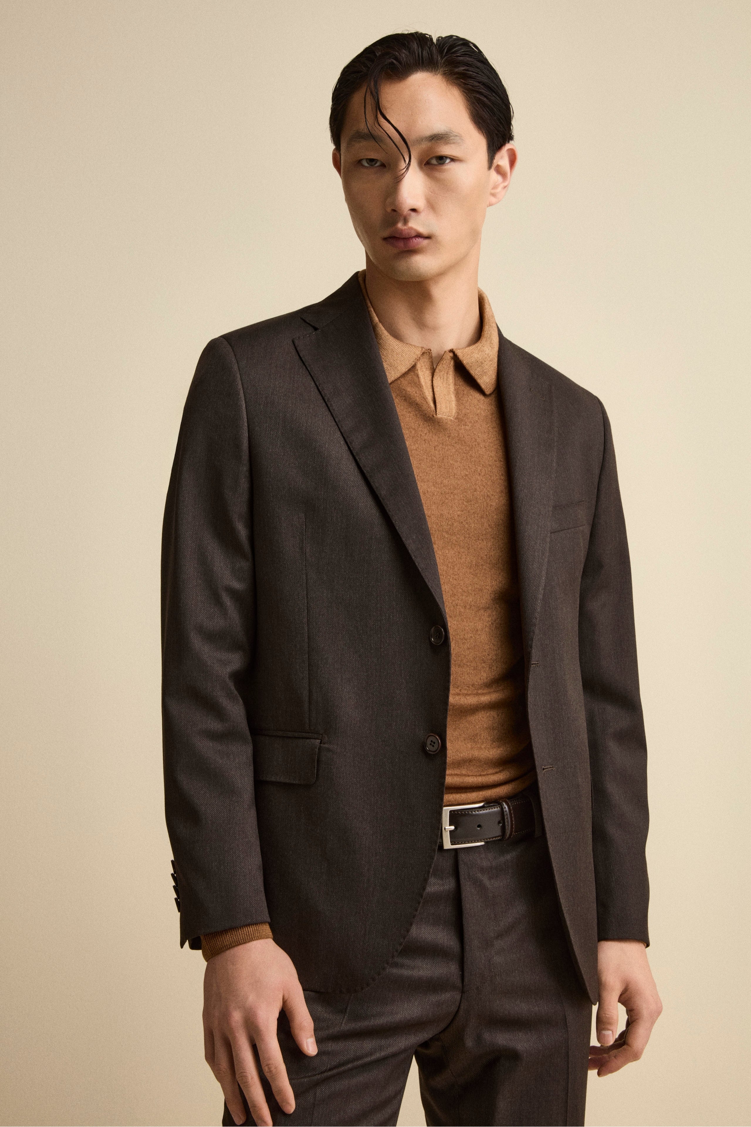 Comfort-Fit Single-Breasted Suit in Virgin Wool - brown