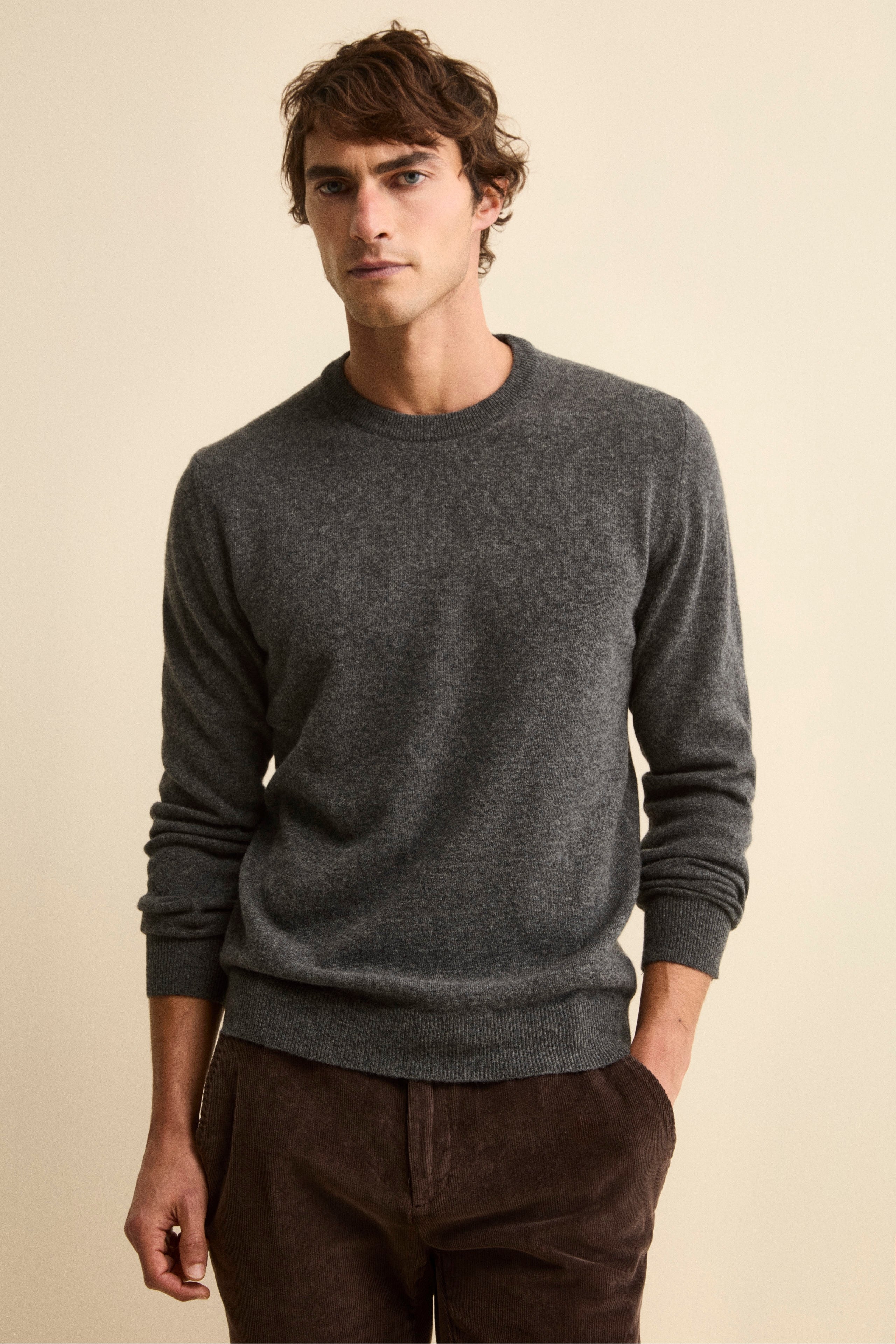 Crew-neck sweater in wool - Charcoal grey