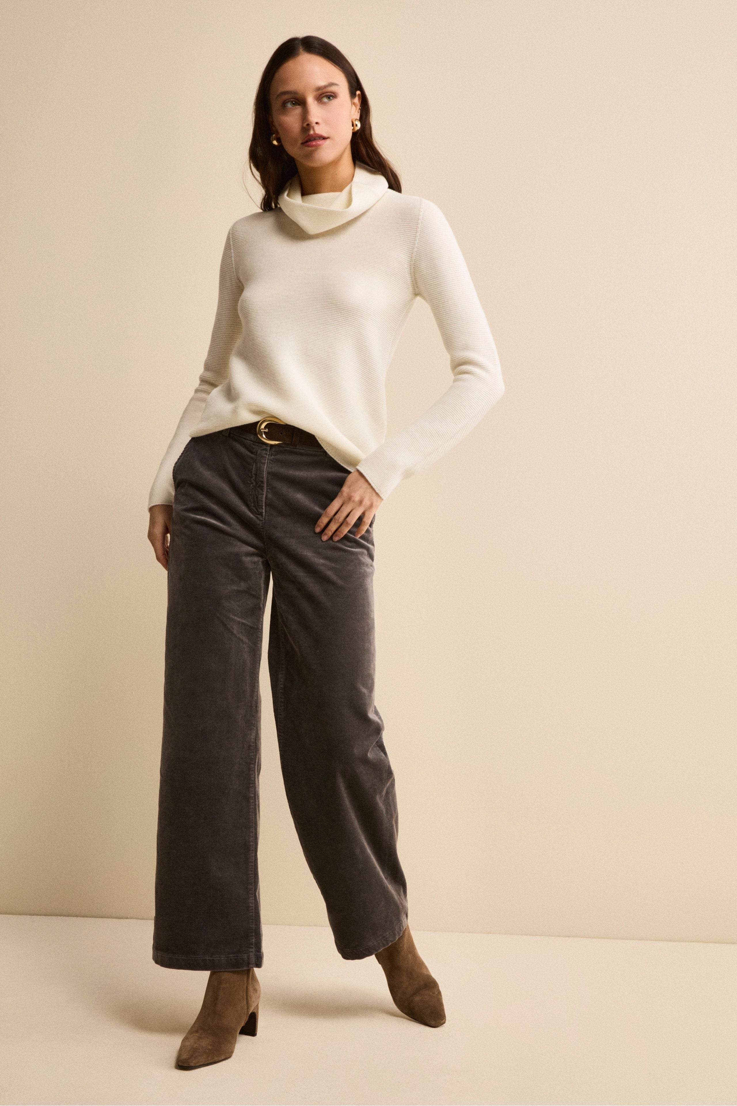 Cordhose mit weiter Beinlinie - GRAU