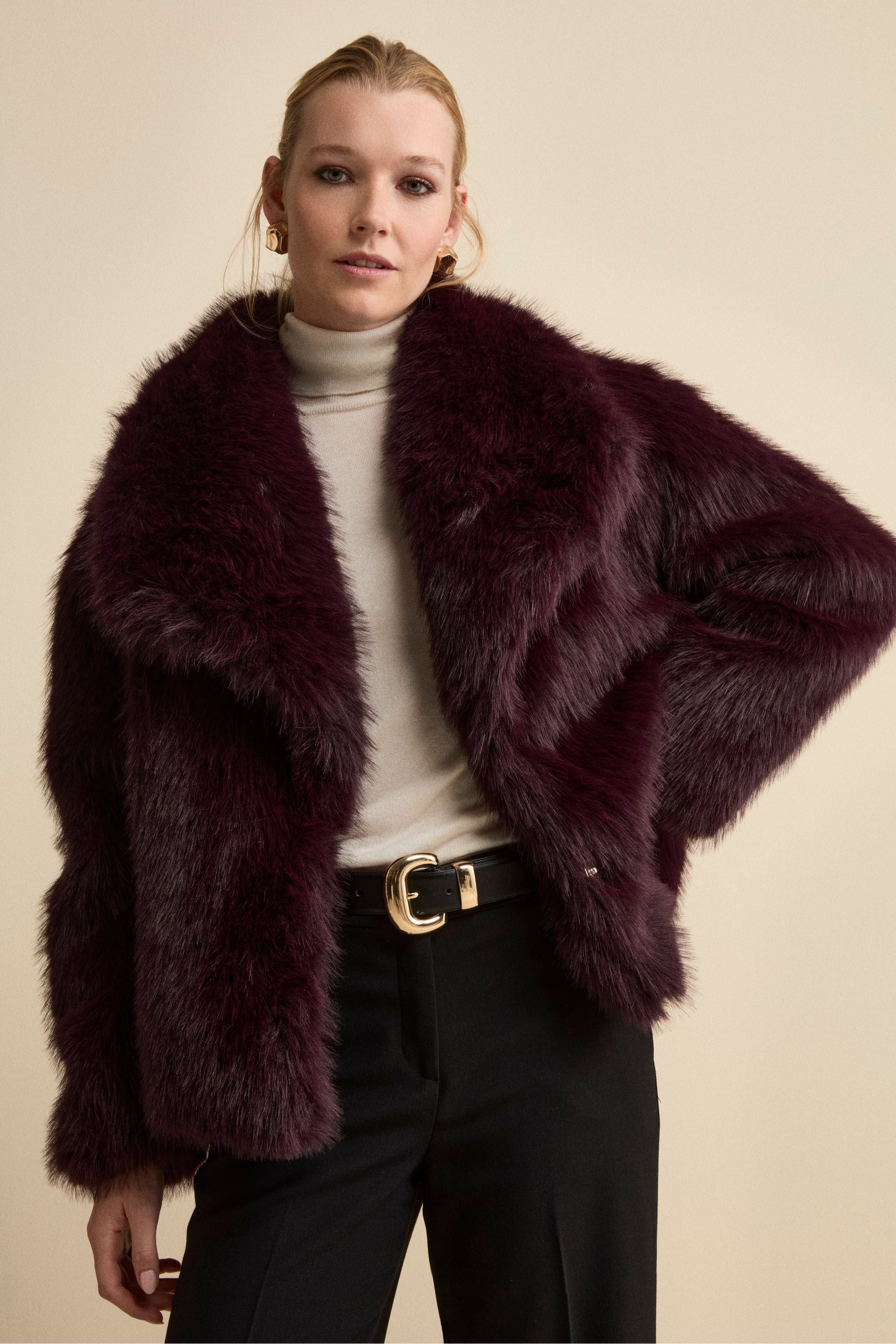 Short Lined Fur Jacket - Burgundy