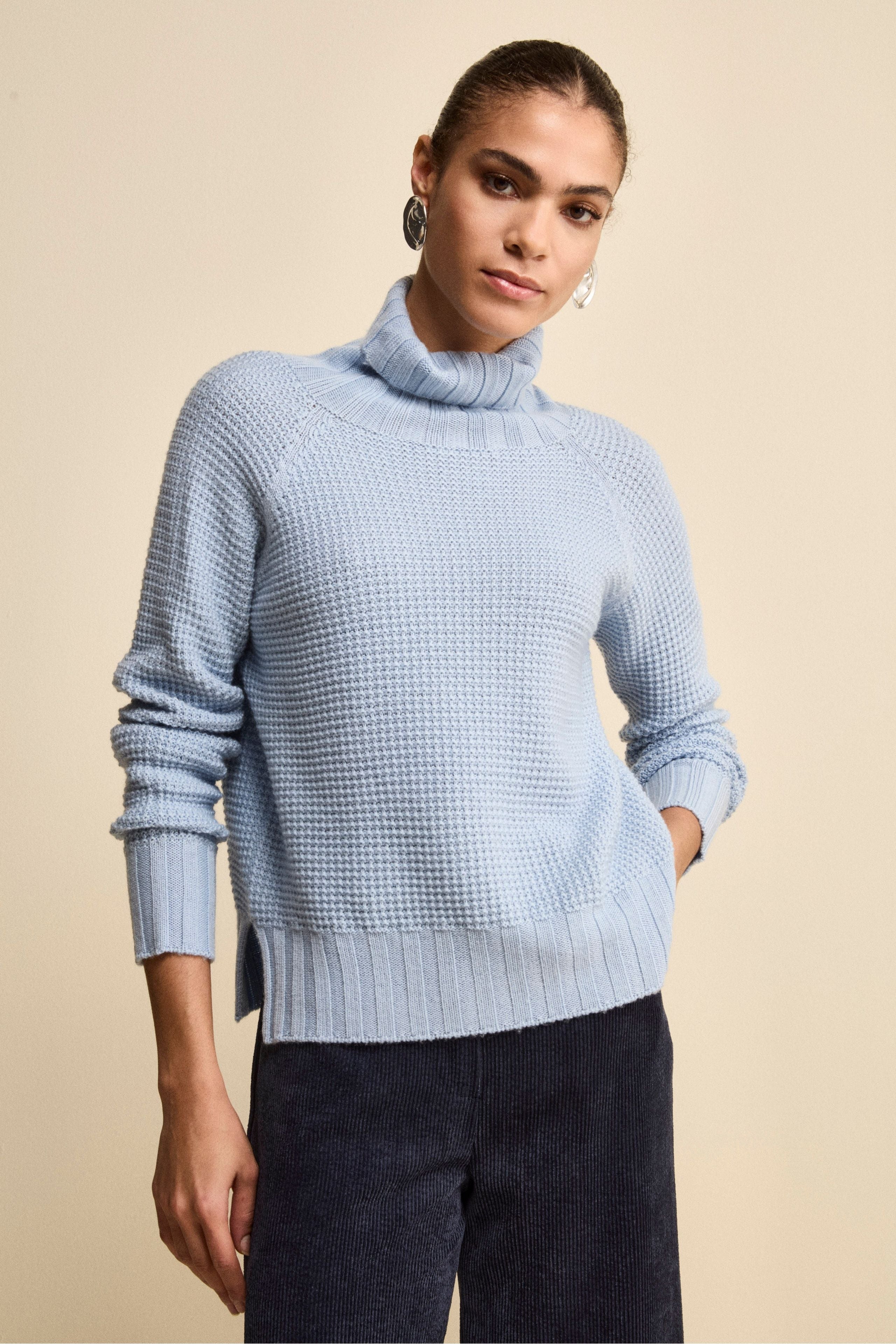 Soft Textured Merino Wool Turtleneck - Light blue