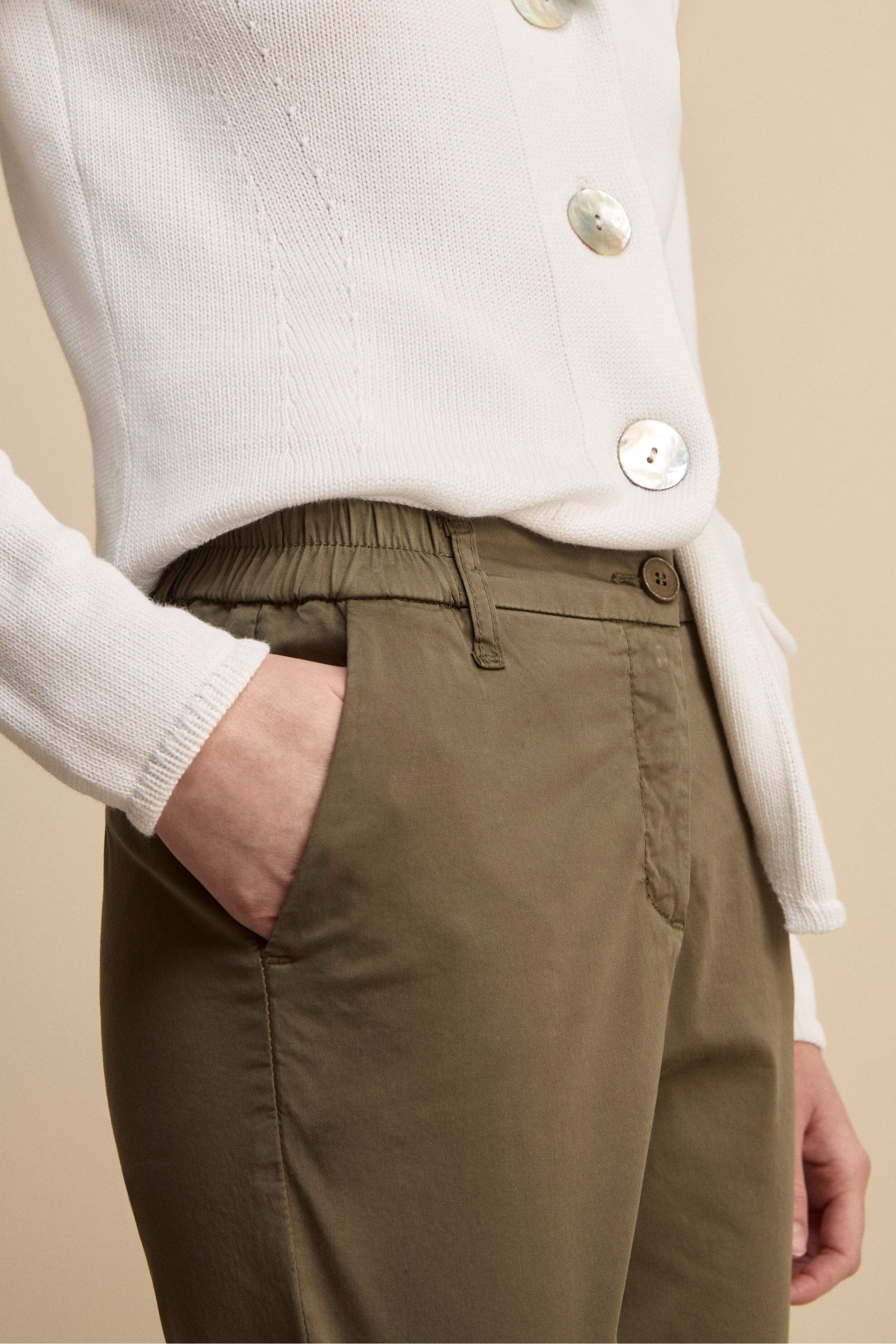 Pantalone Cropped in Cotone - VERDE MILITARE