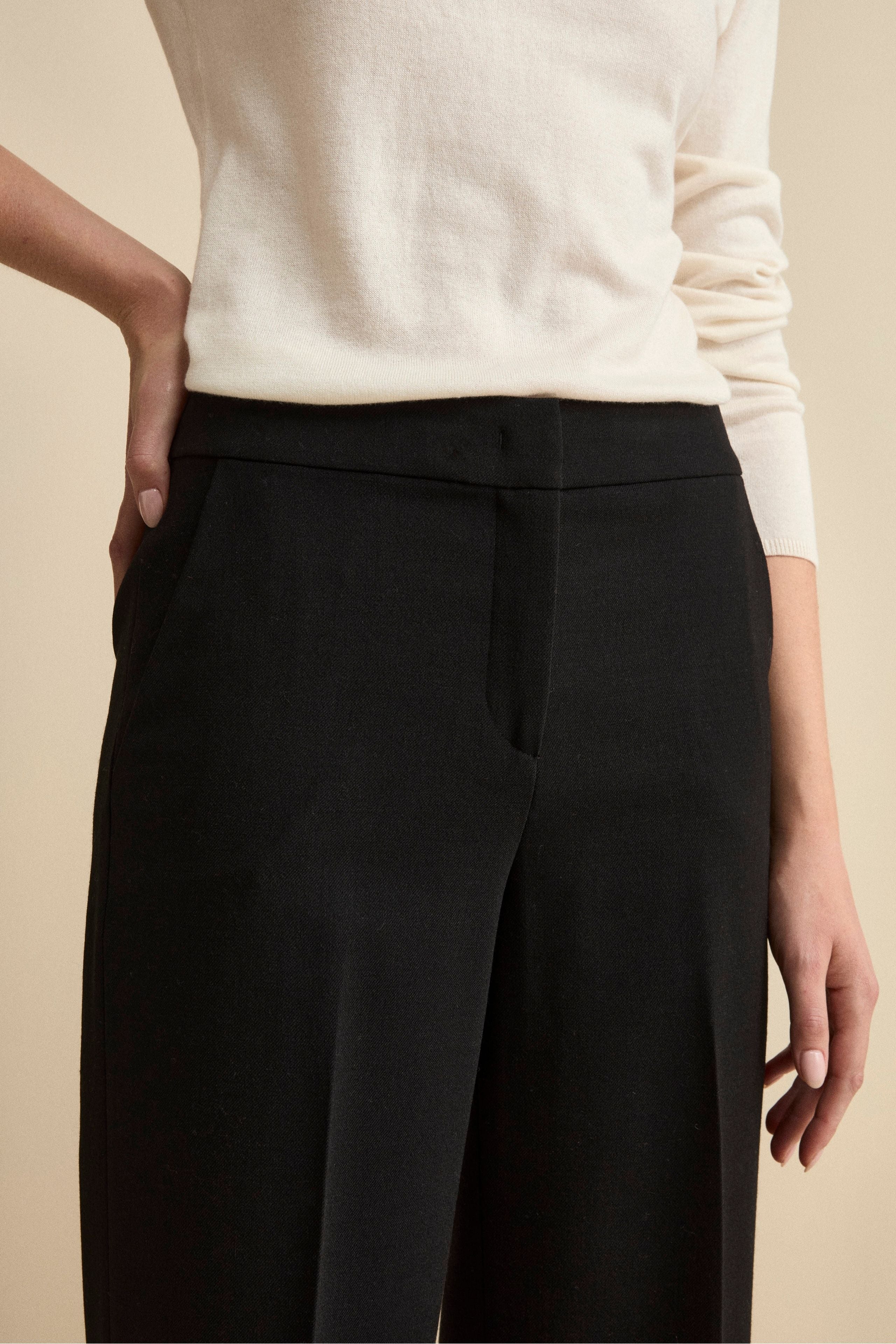 Pleated Palazzo Trousers in Wool Blend - BLACK