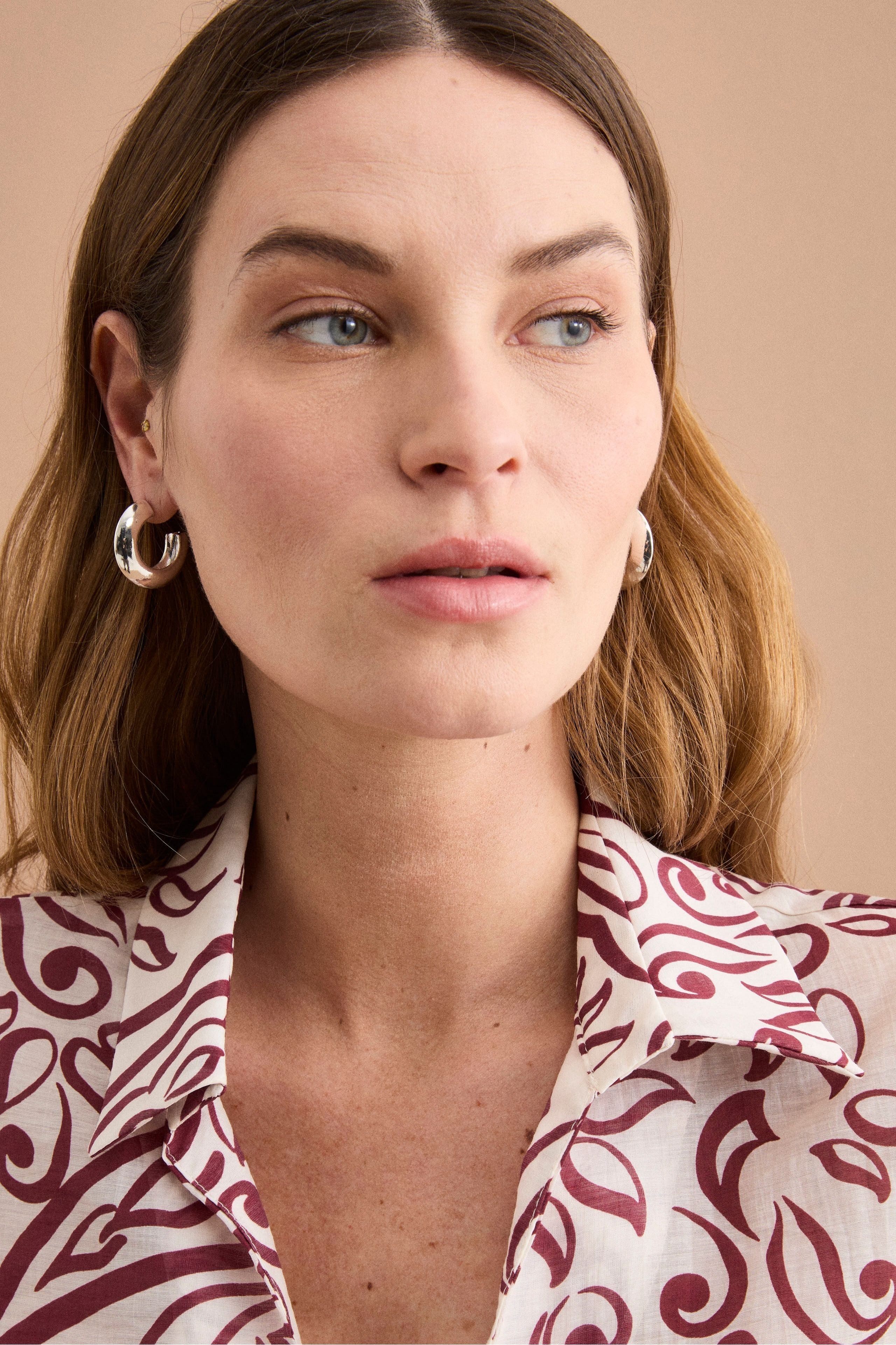 Blusa Over con Scollo a V in Fantasia Jacquard - FANT. BORDEAUX