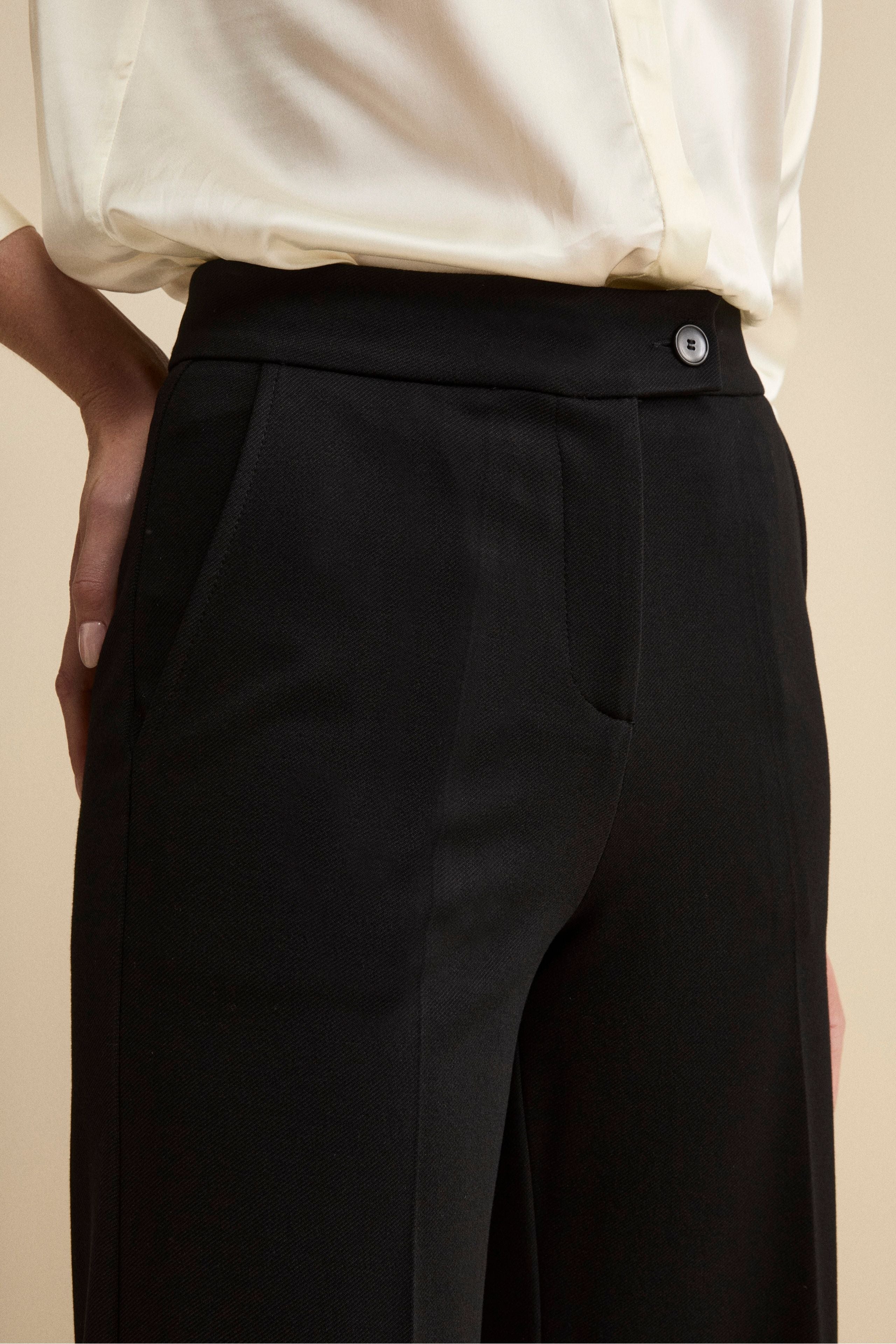 Wide-Leg Cuffed Pleated Trousers - BLACK