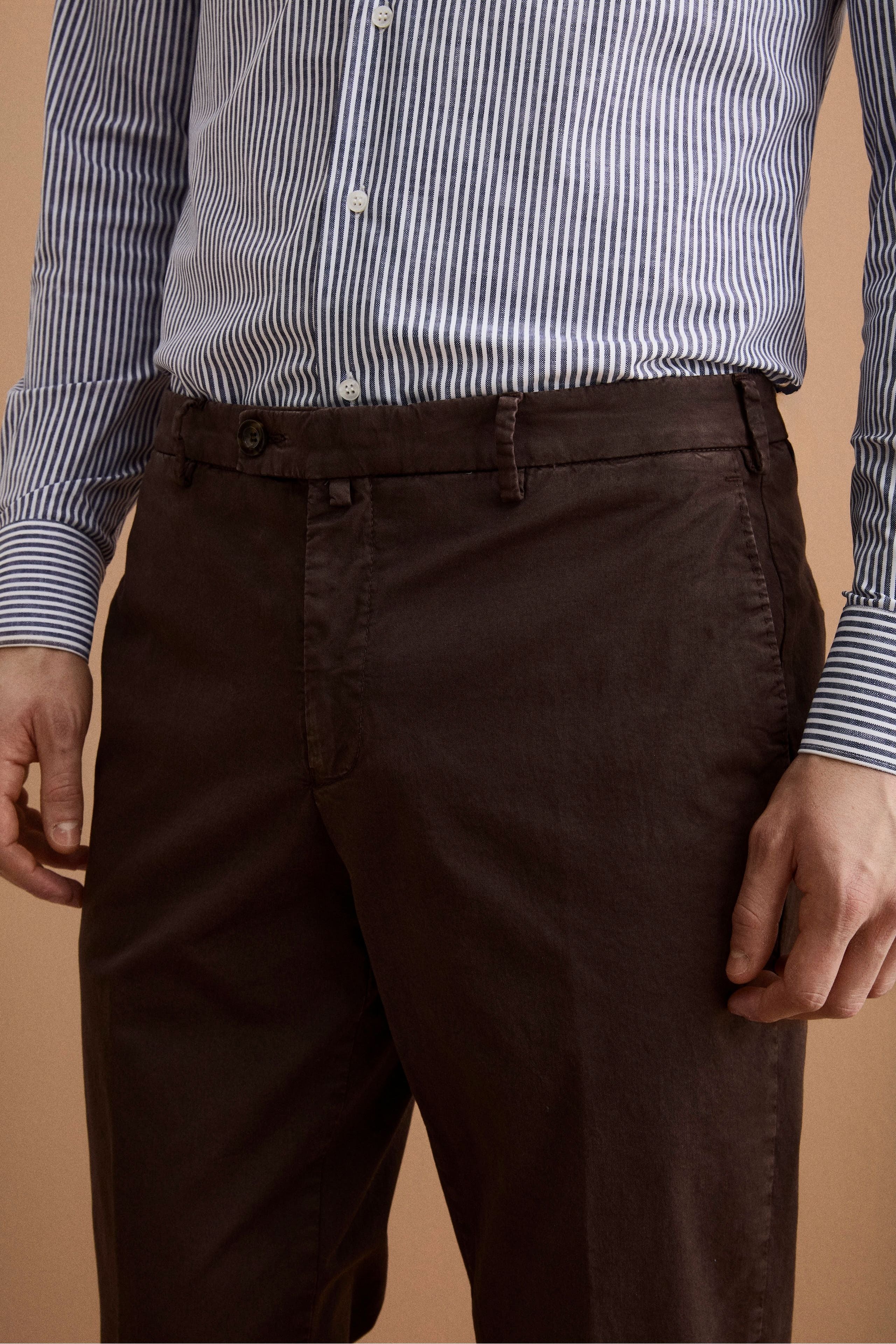 Herren Regular-Fit-Hose aus Baumwollgabardine - braun