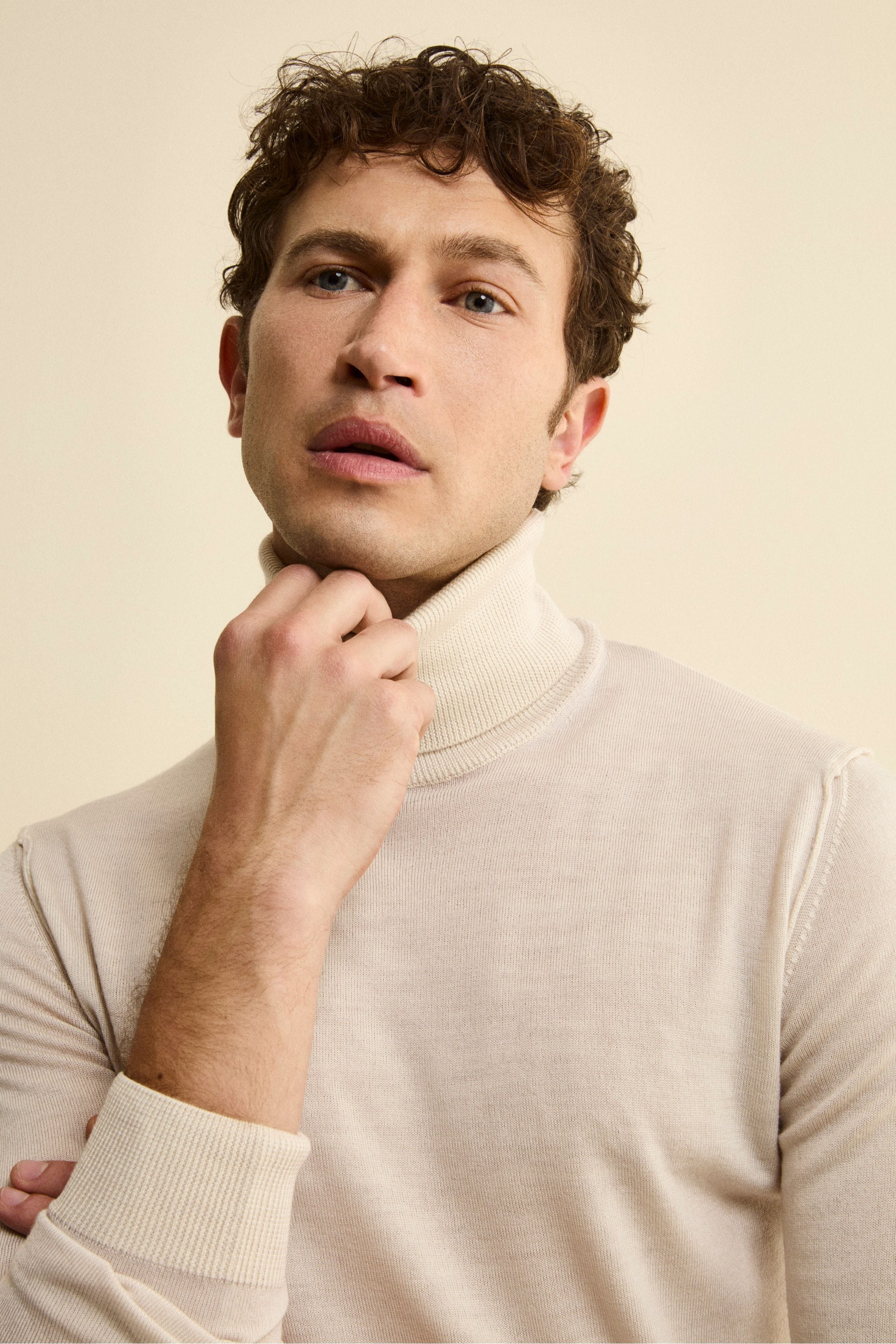 Men’s Merino Wool Turtleneck - Butter white