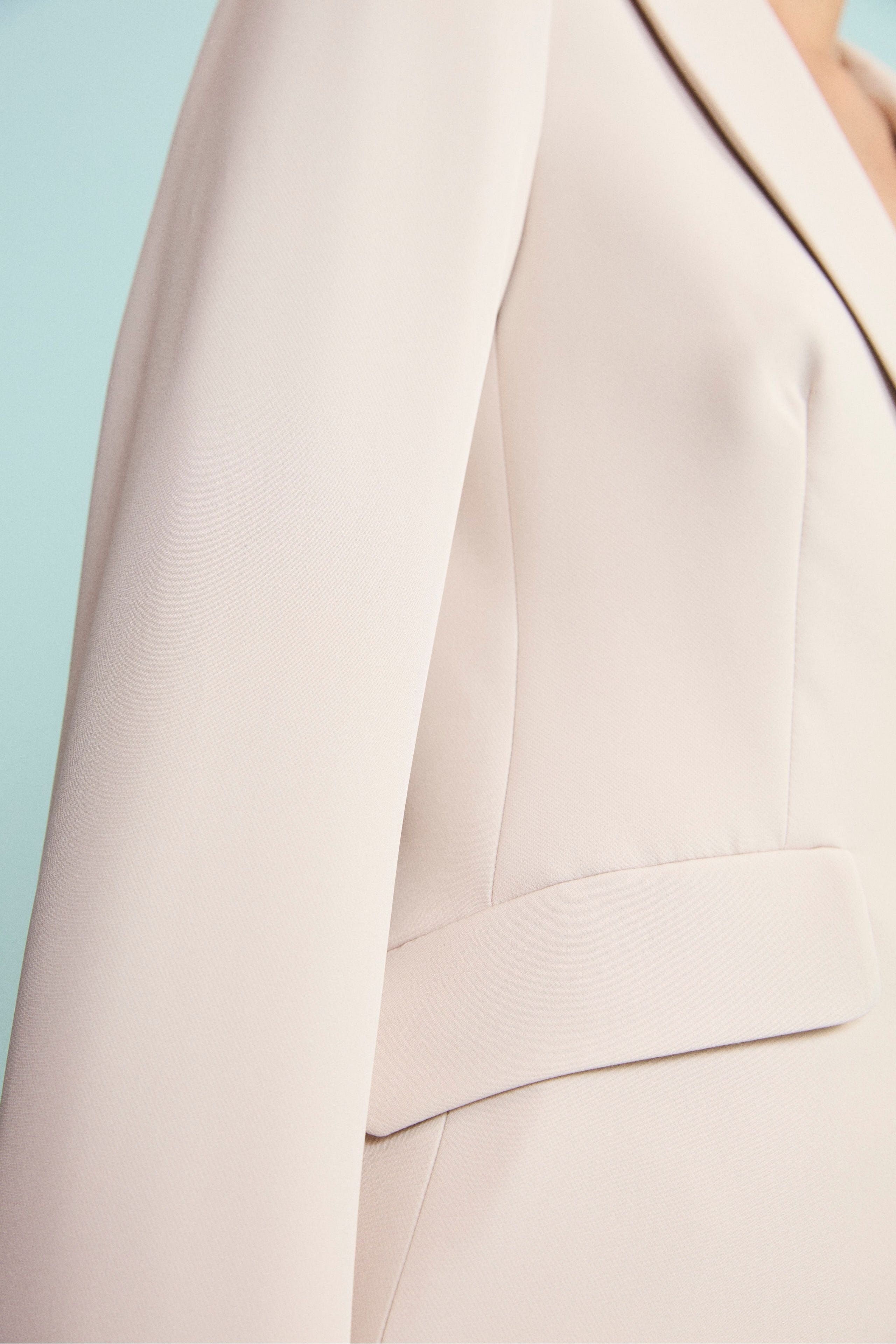 Blazer Elegante con Revers a Lancia - SABBIA