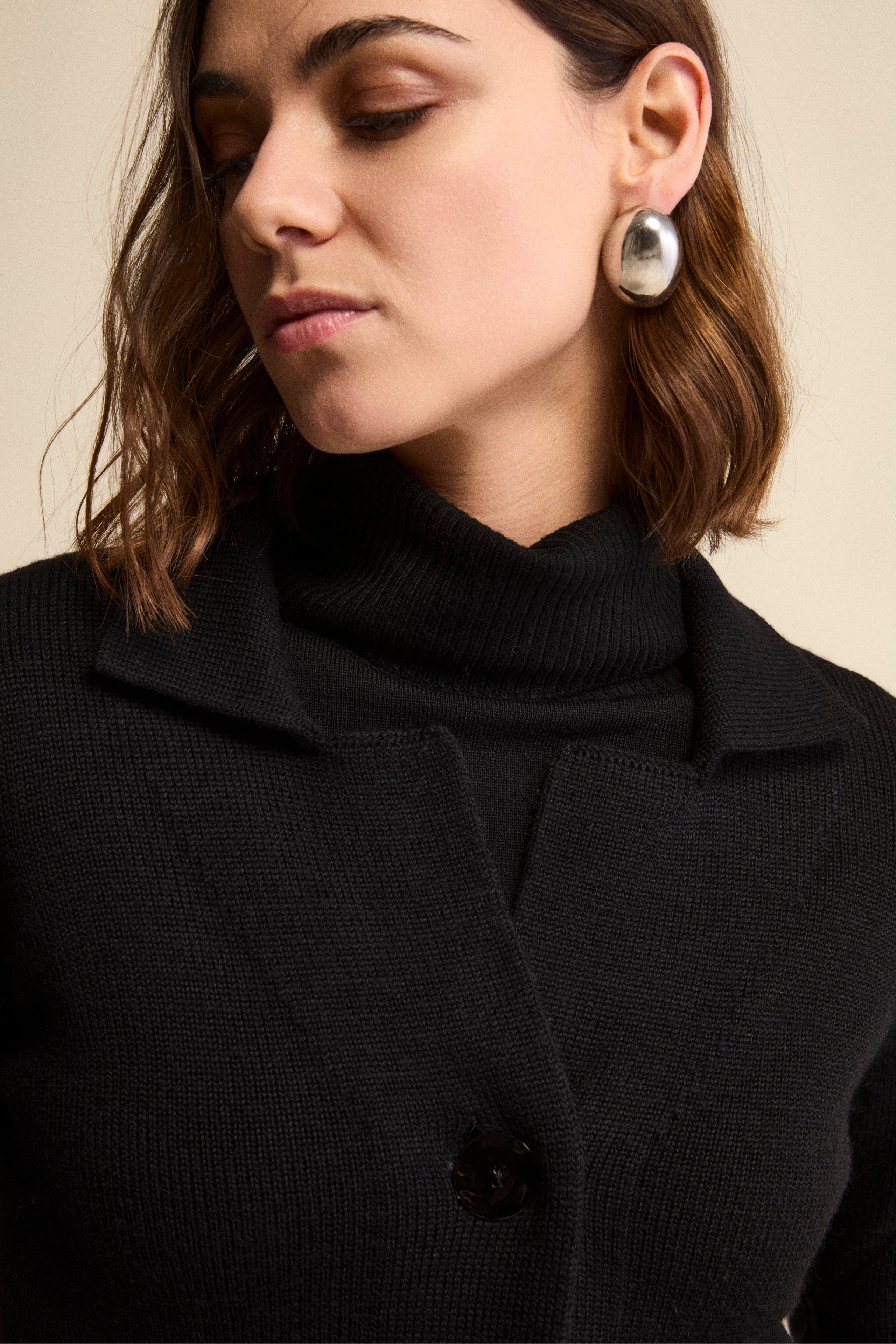 Wool cardigan with buttons - BLACK