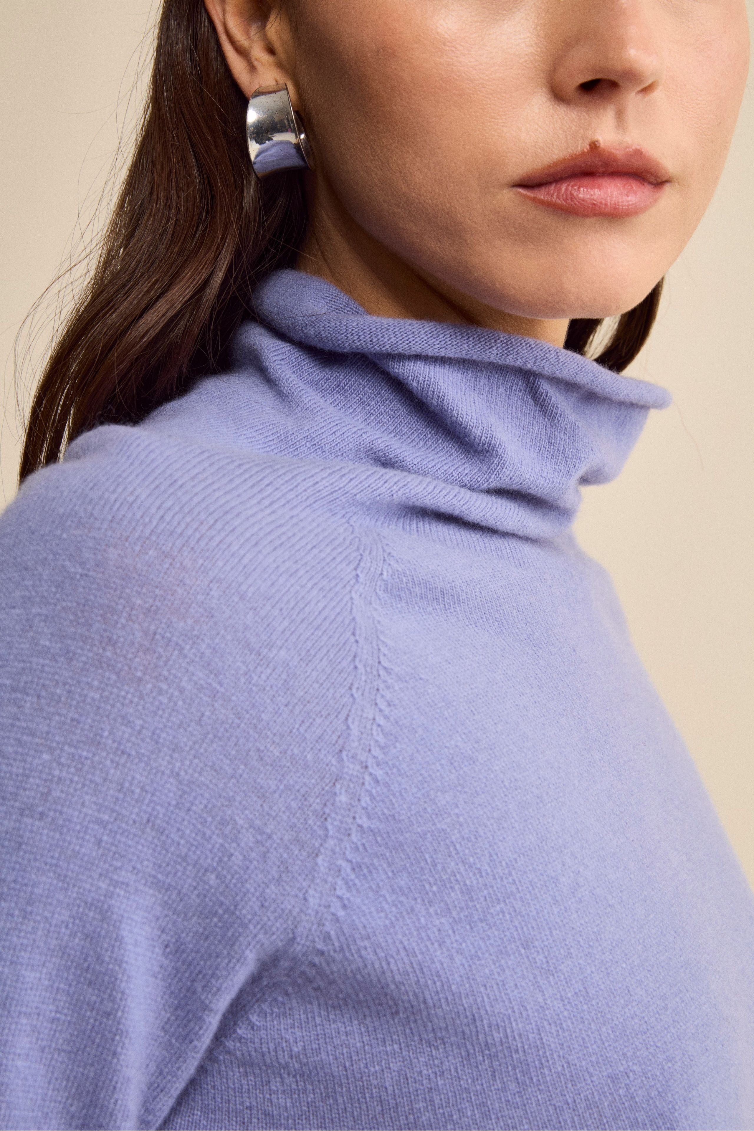 Soft Collar Cashmere Wool Sweater - Lavender