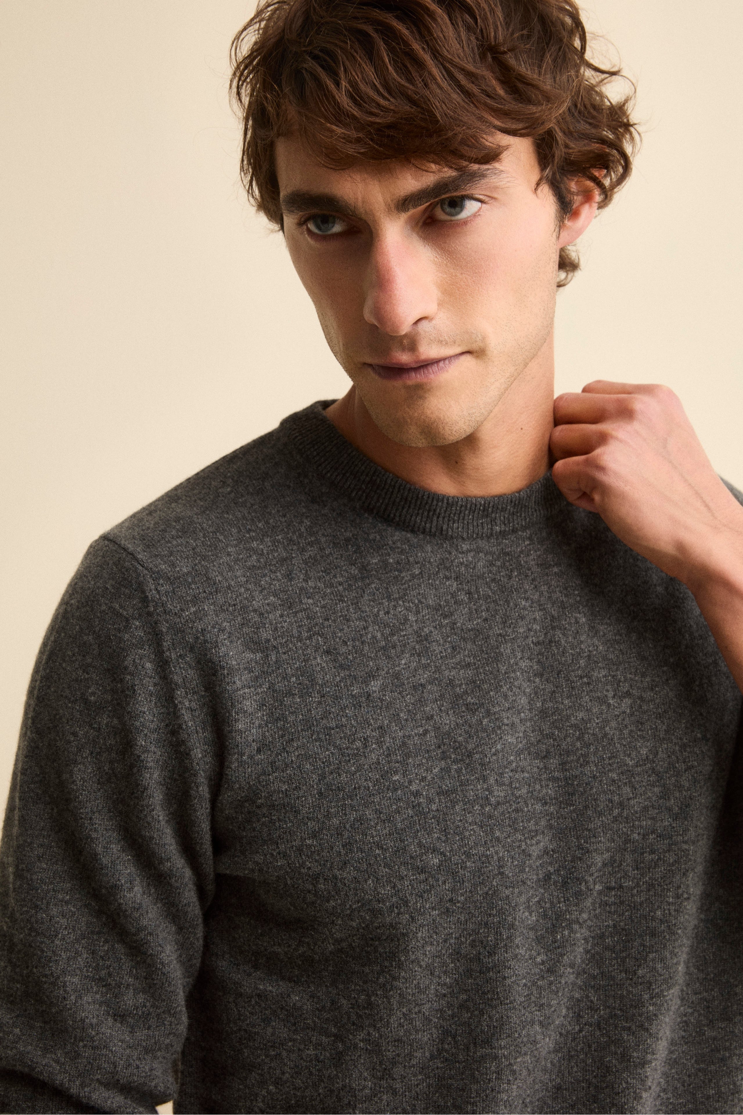 Crew-neck sweater in wool - Charcoal grey