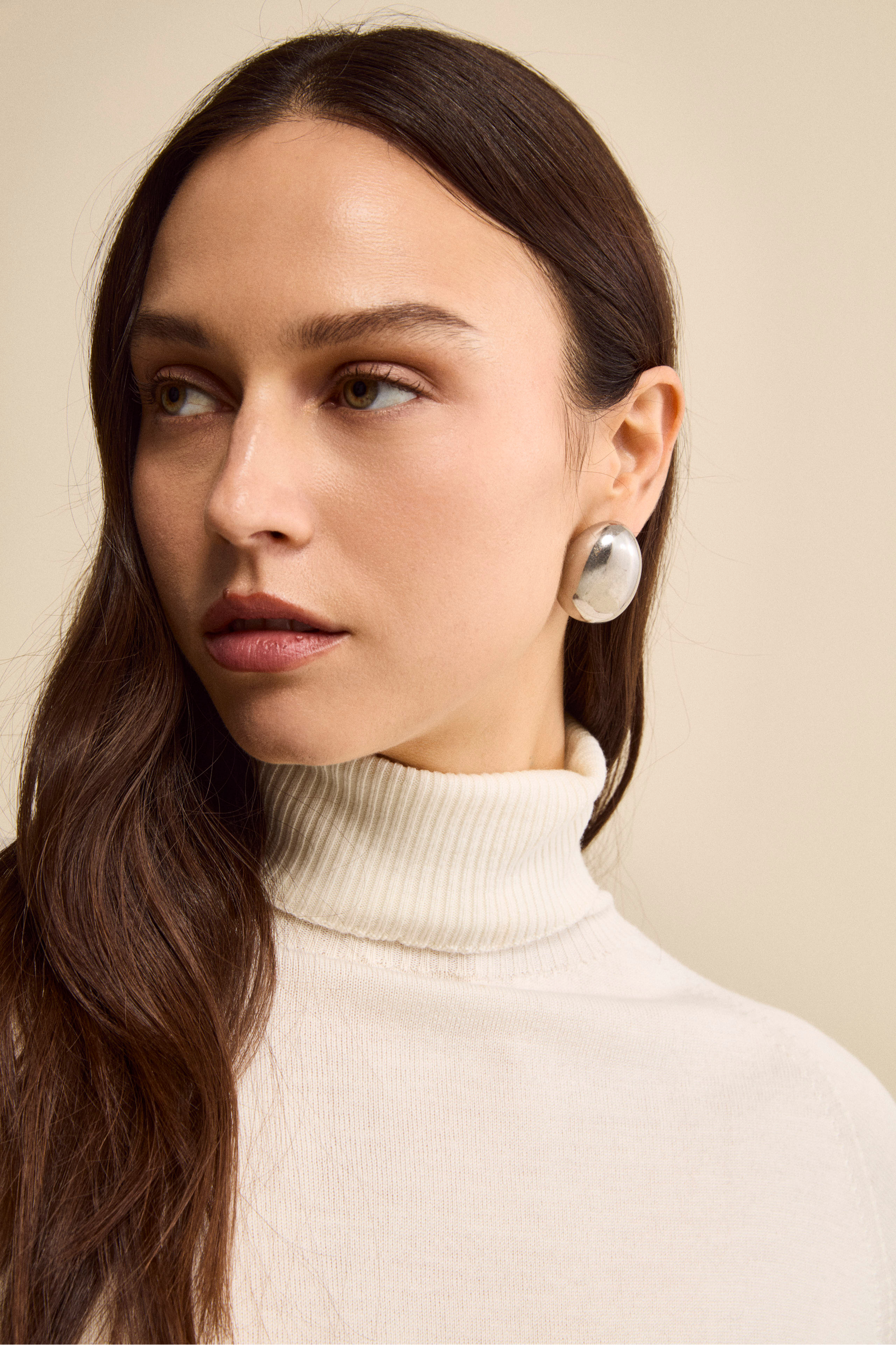 Raglan Turtleneck in Merino Wool - ECRU