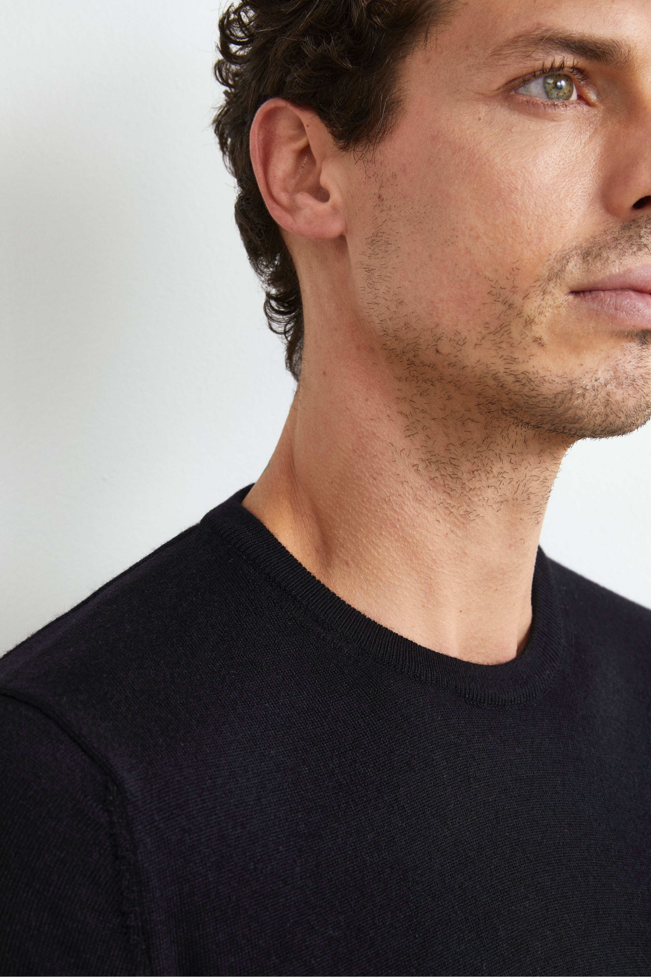 Pullover Girocollo in Lana Merino - NERO