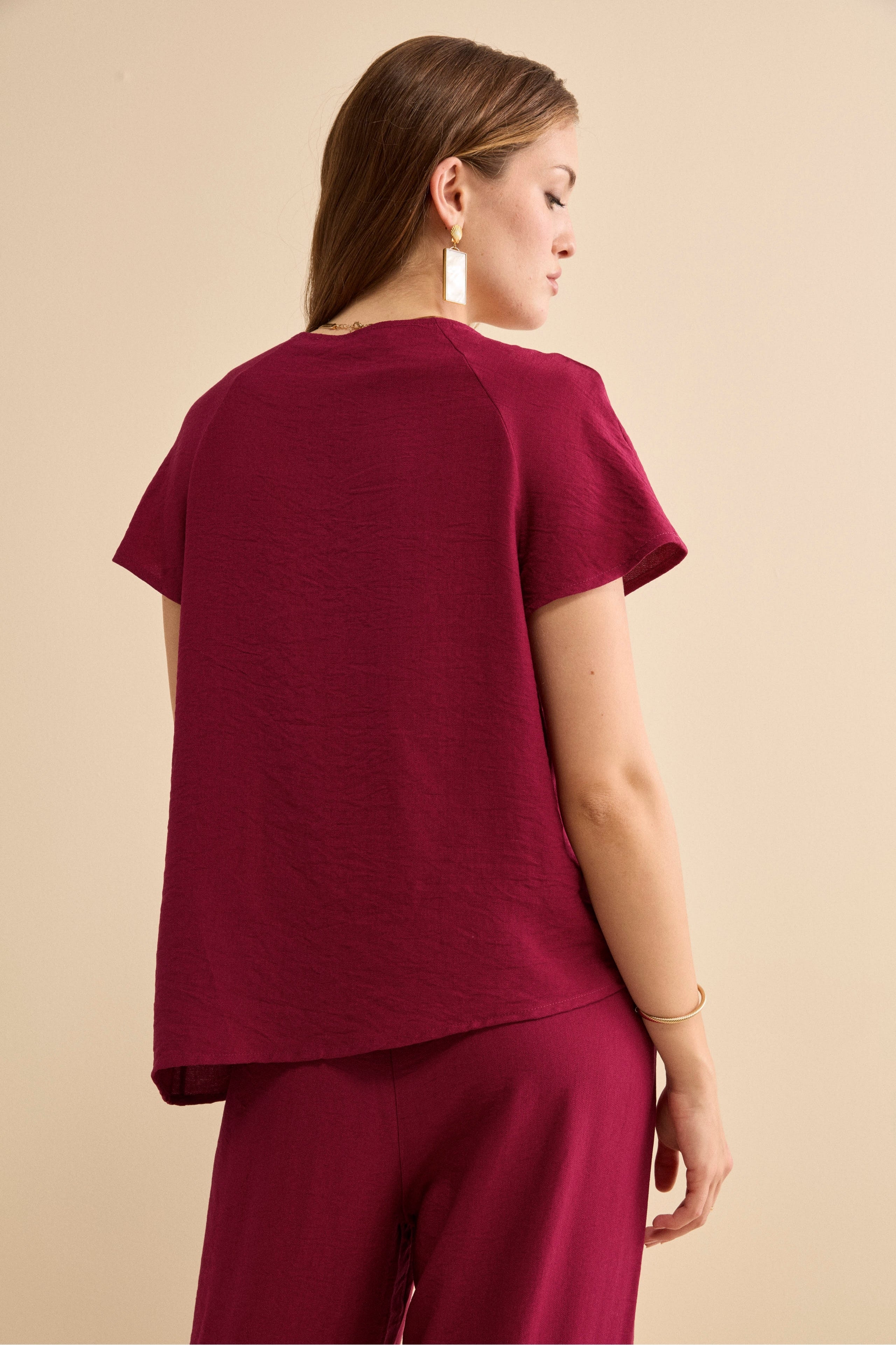 Top Girocollo Asimmetrico con Mezza Manica - BORDEAUX