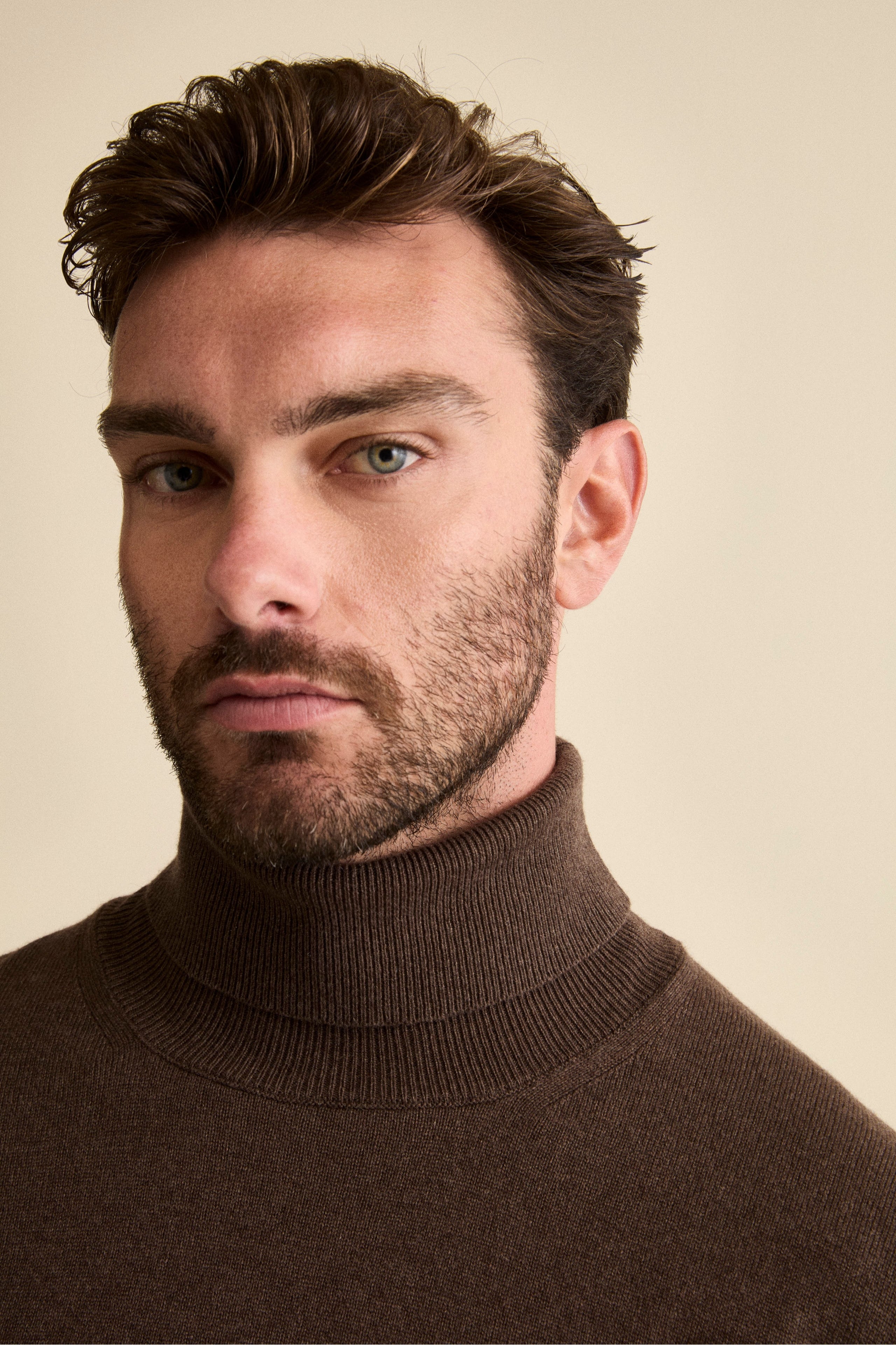 Silk and cashmere turtleneck - BROWN