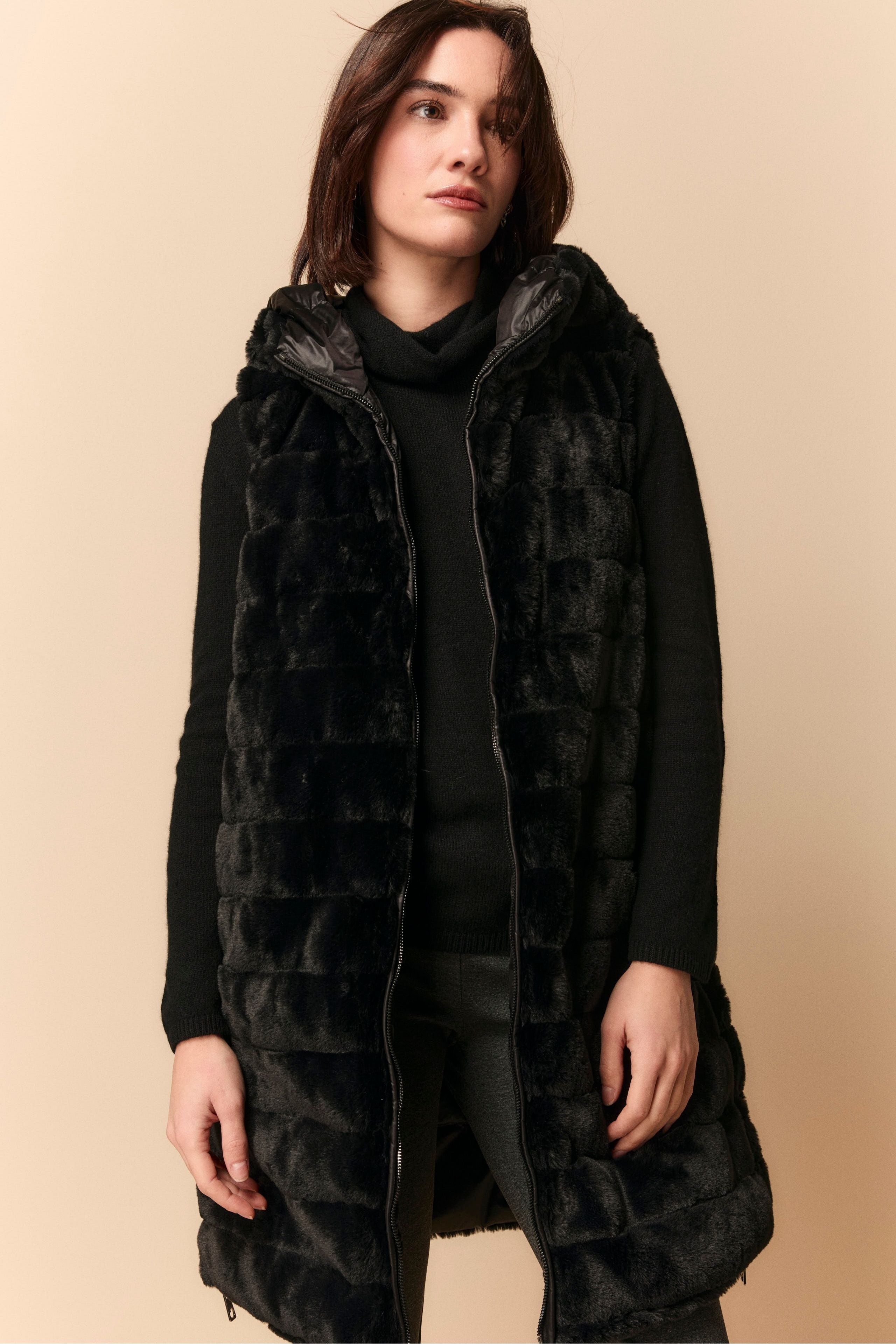 Gilet Reversibile con Pelliccia - NERO