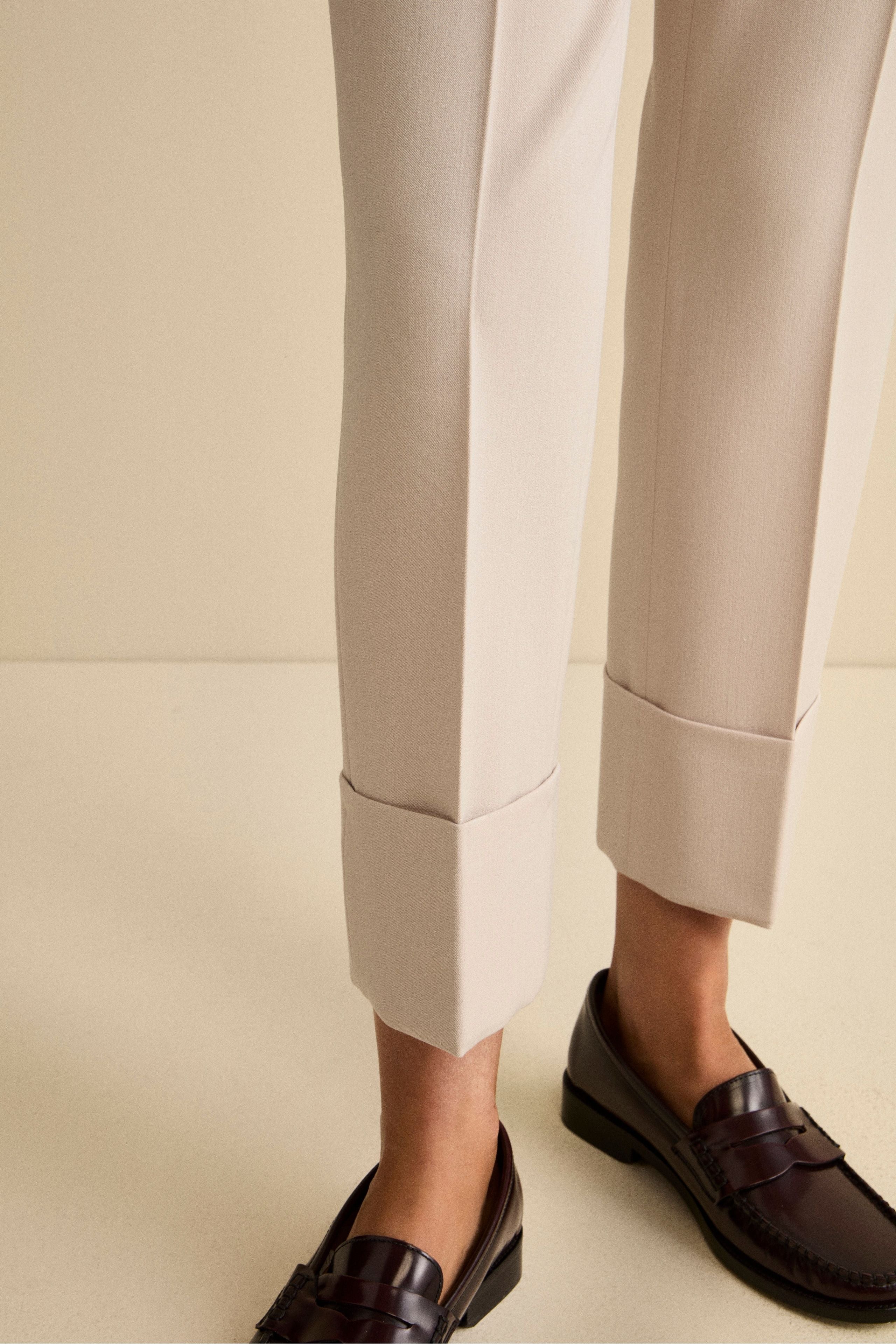 Cigarette Trousers with Pleats and Cuffs - CREAM