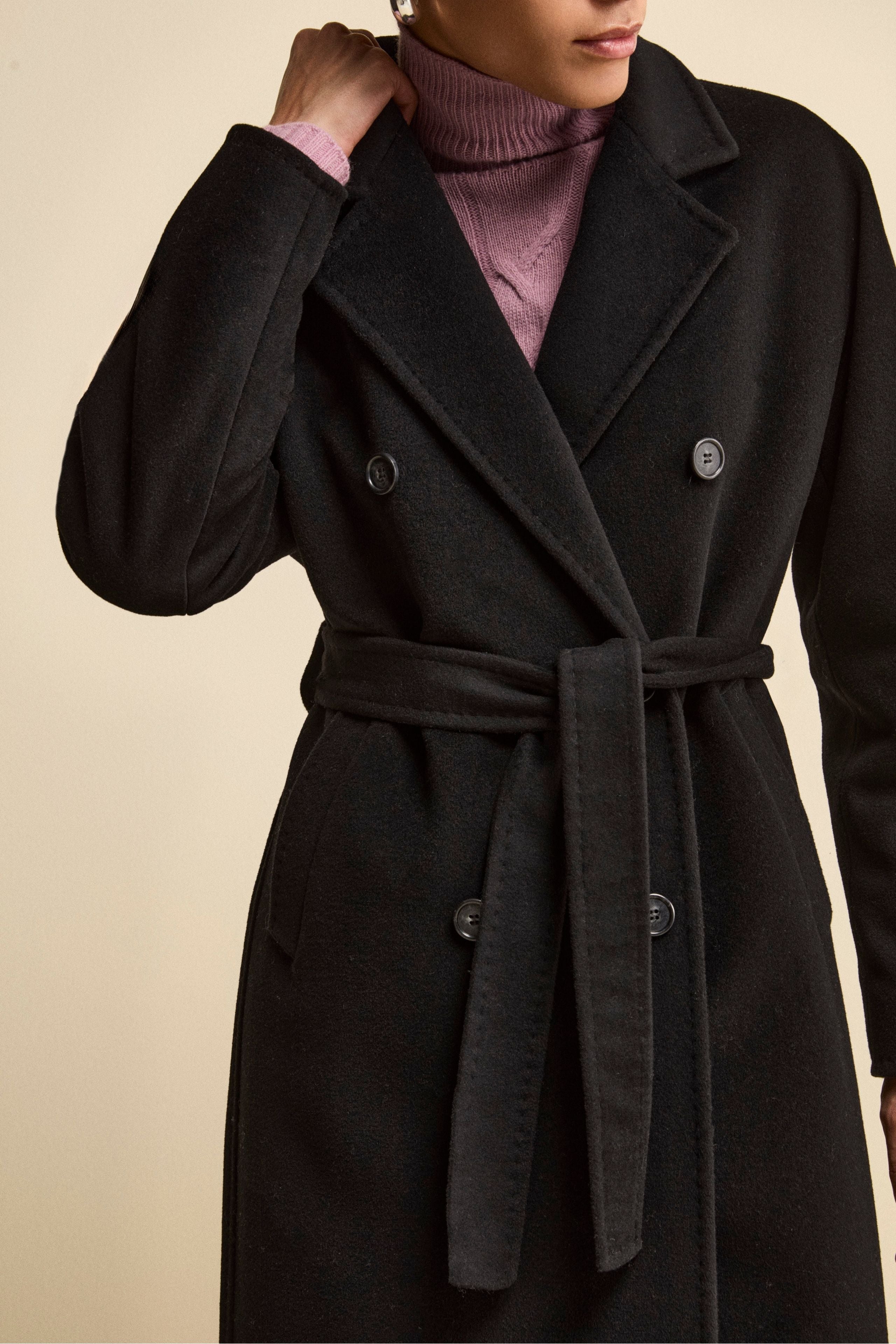 Double-Breasted Coat with Notch Lapels in Wool and Cashmere - BLACK