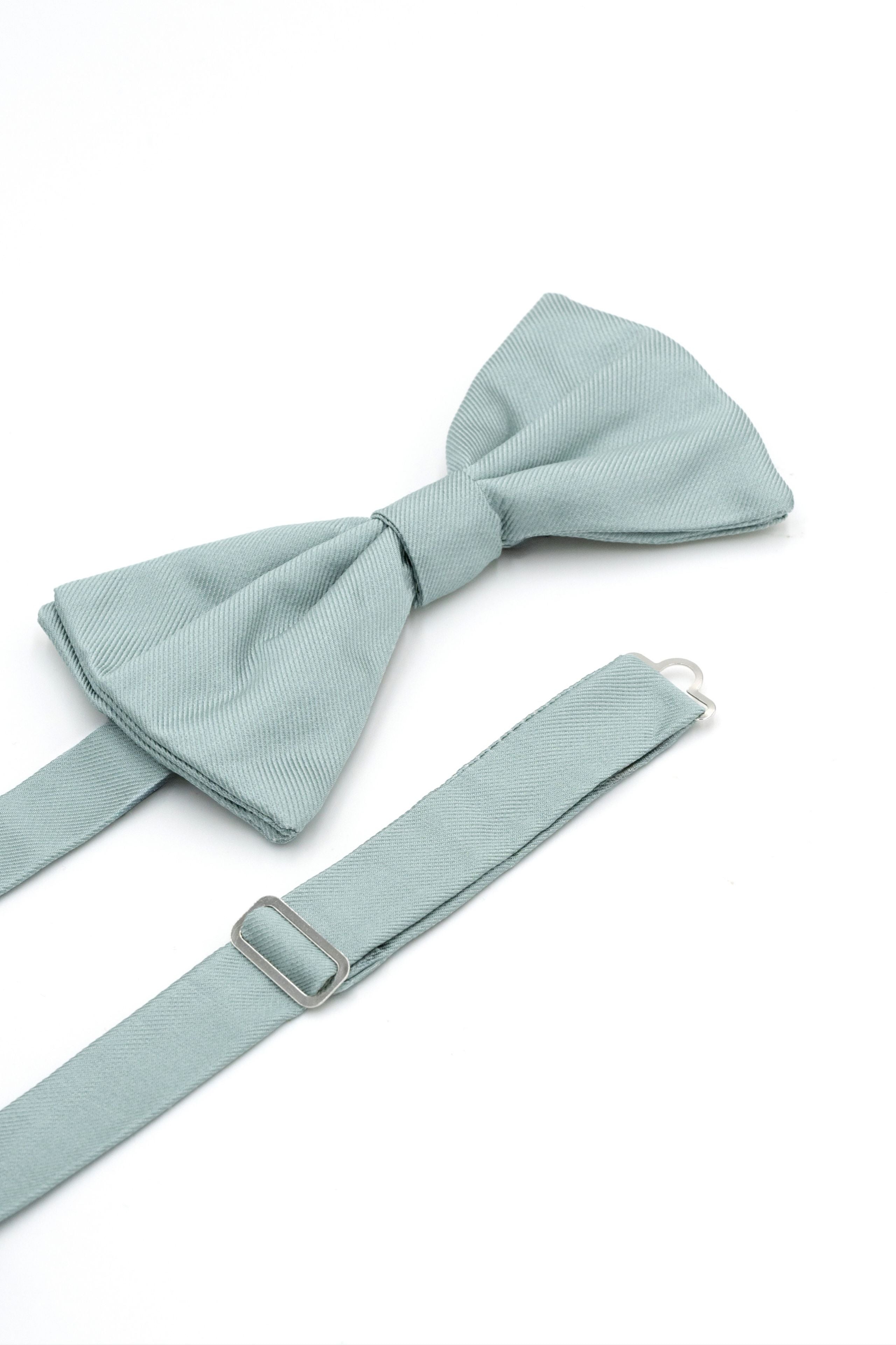 Bow Tie in Pure Silk - Aqua green