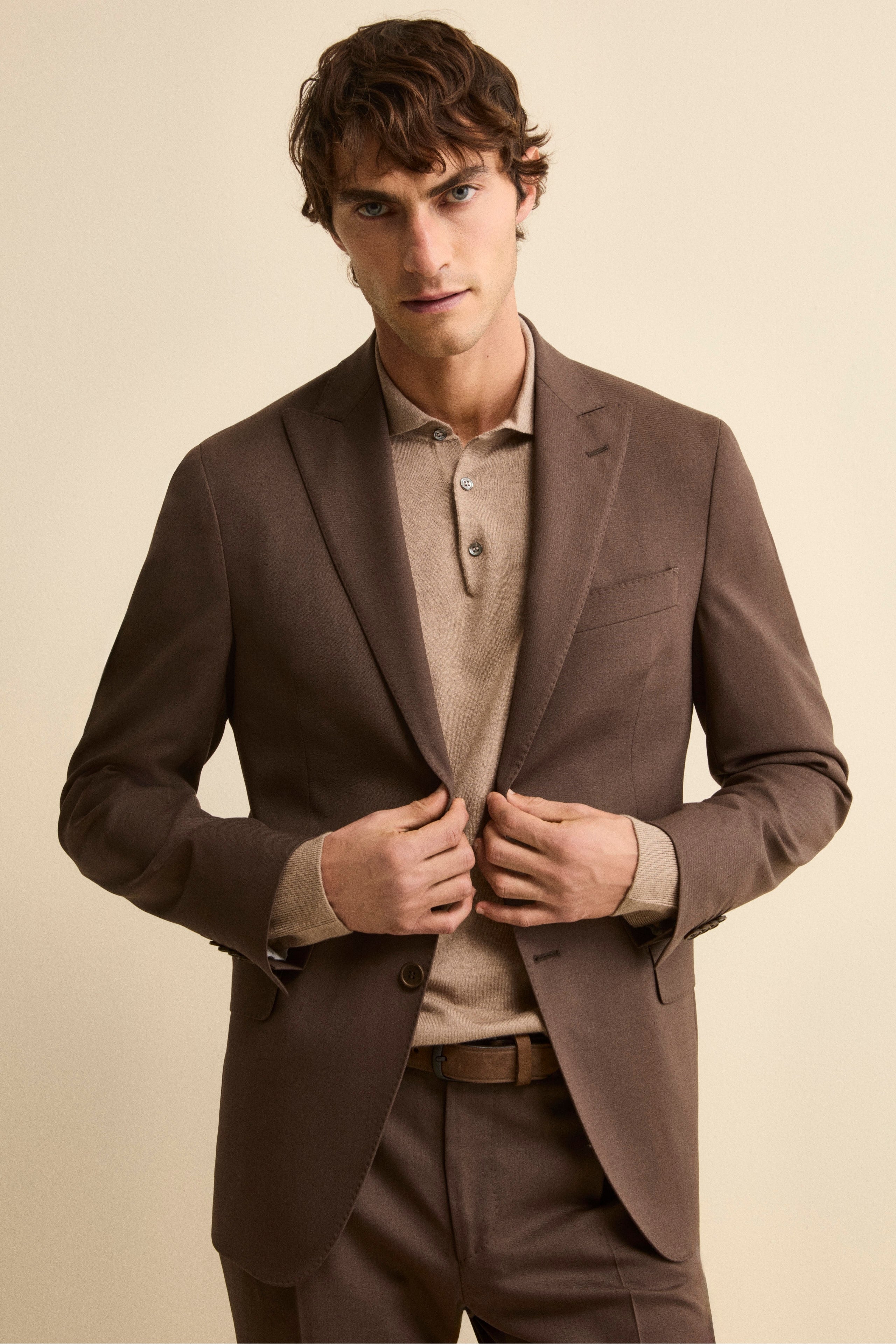 Single-Breasted Virgin Wool Suit with Peak Lapels - -