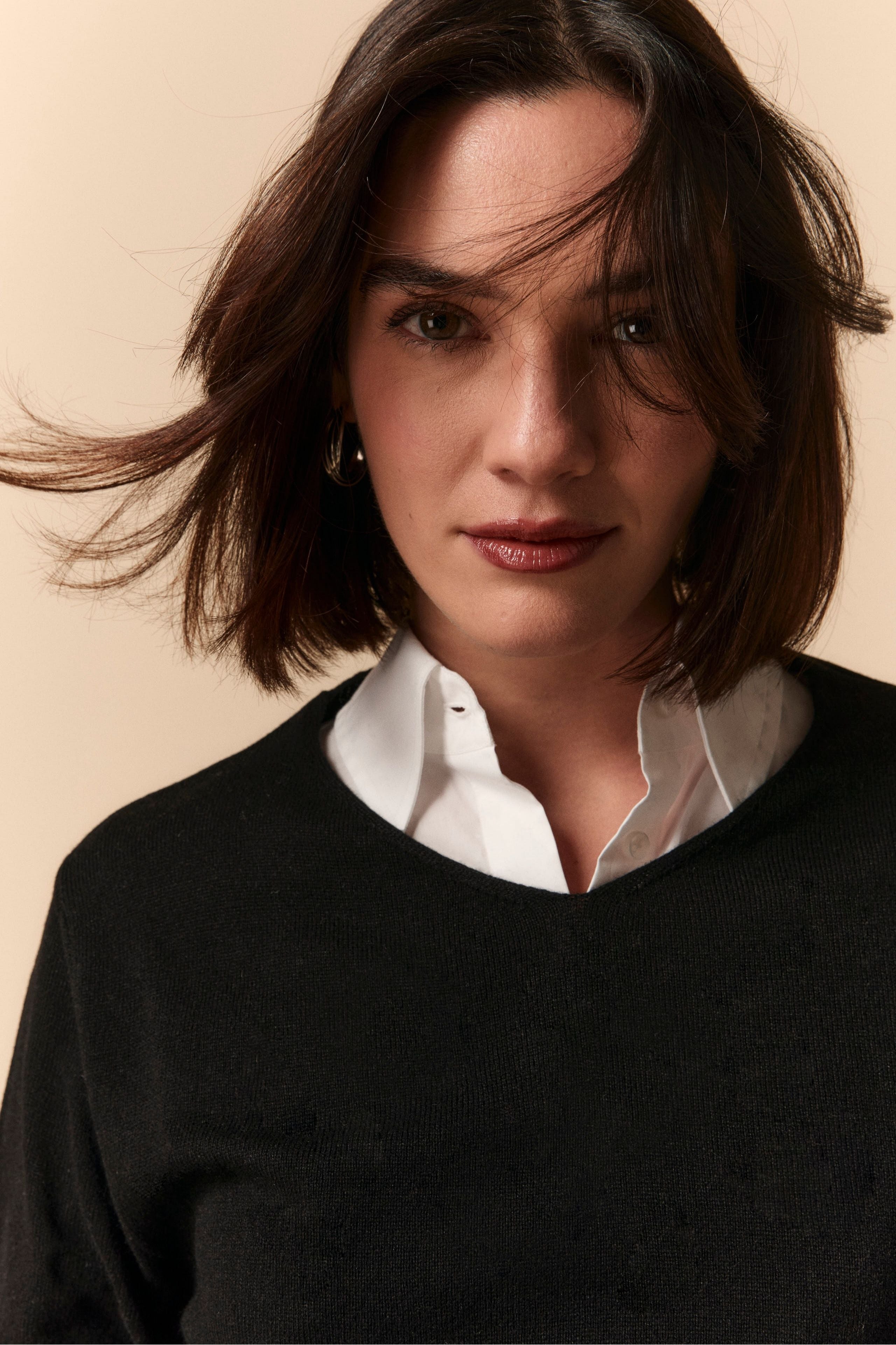 Maglia Scollo a V in Seta e Cashmere - NERO