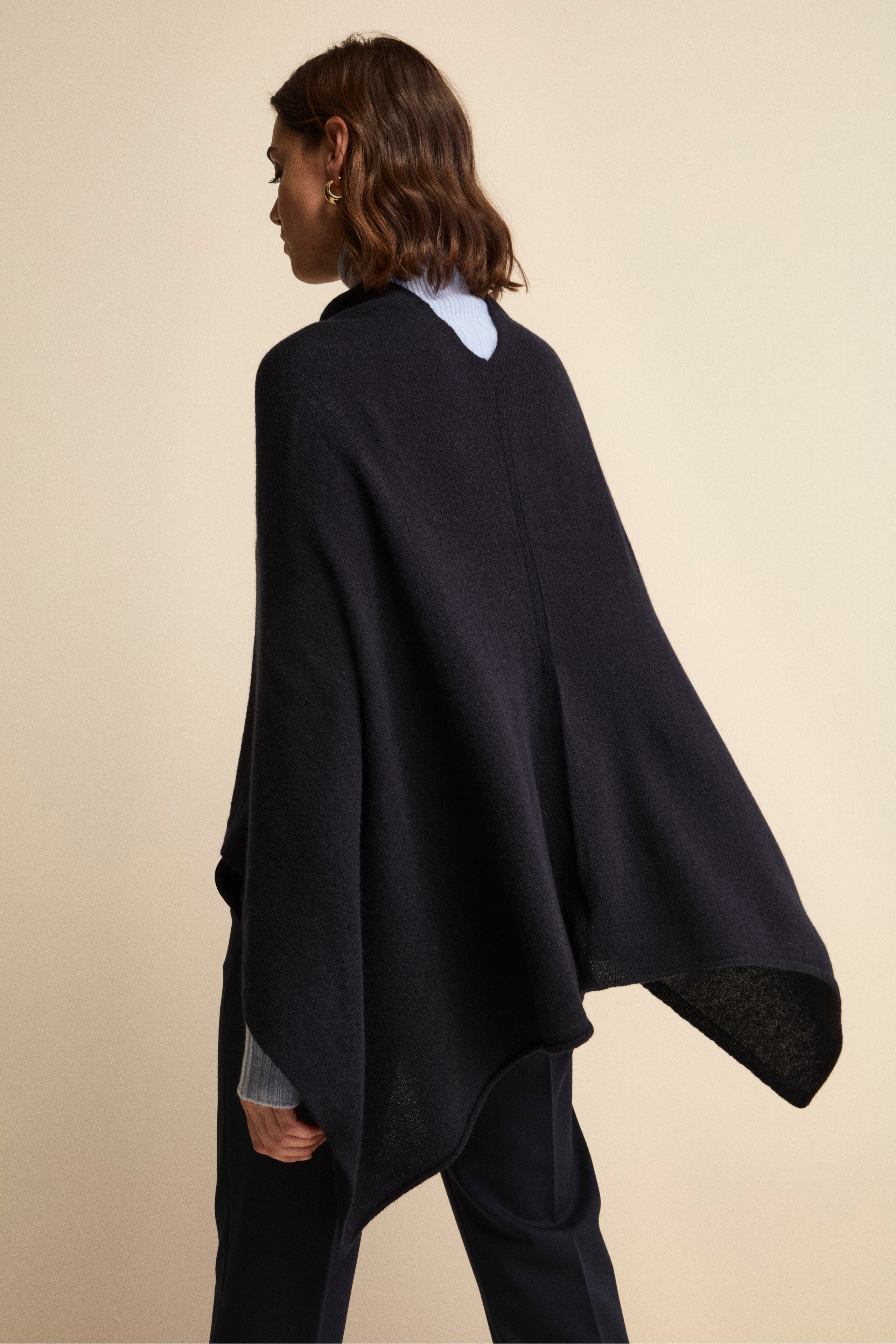 Cashmere cape - BLUE MARINE