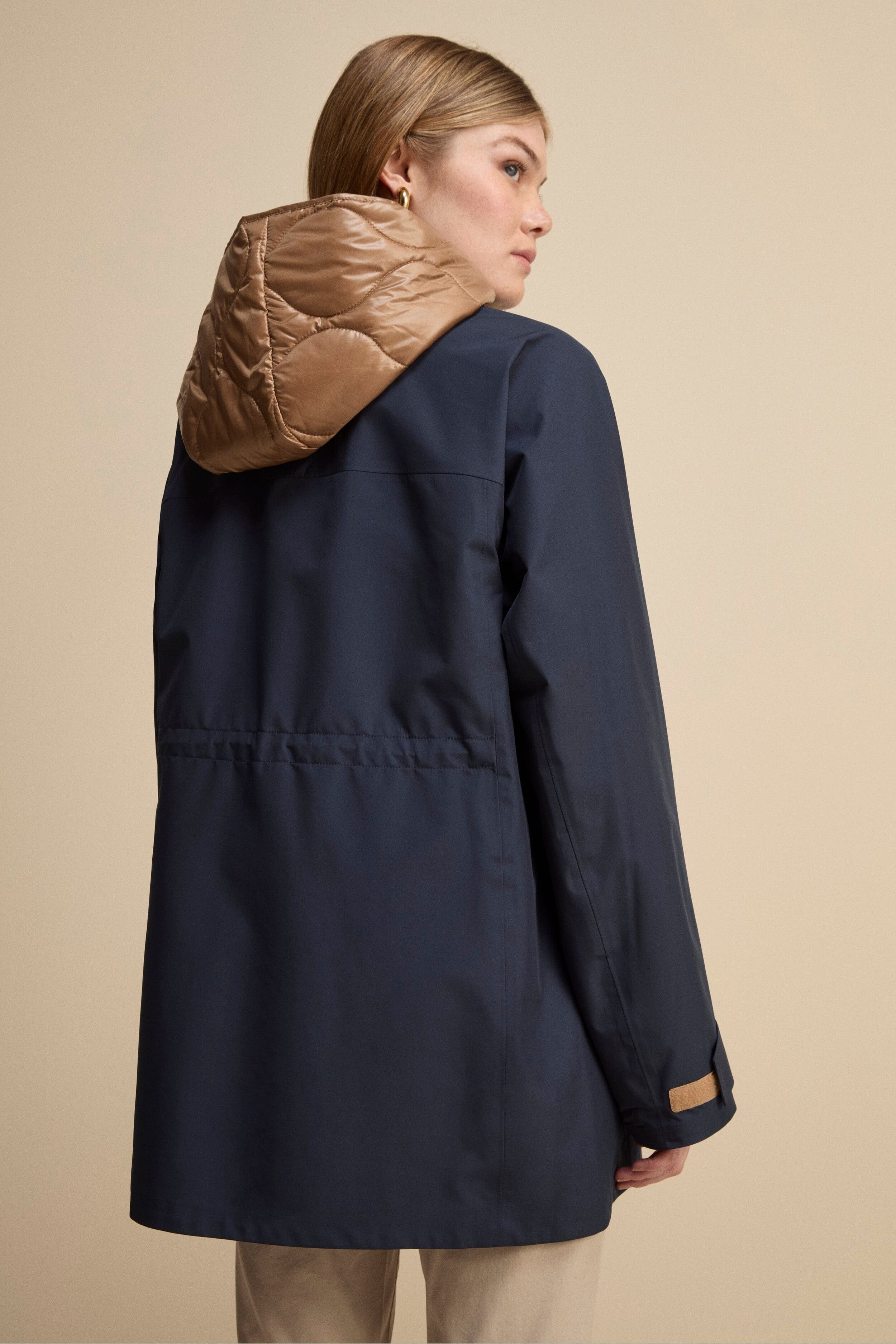 Giacca Impermeabile con Zip e Cappuccio - BLU