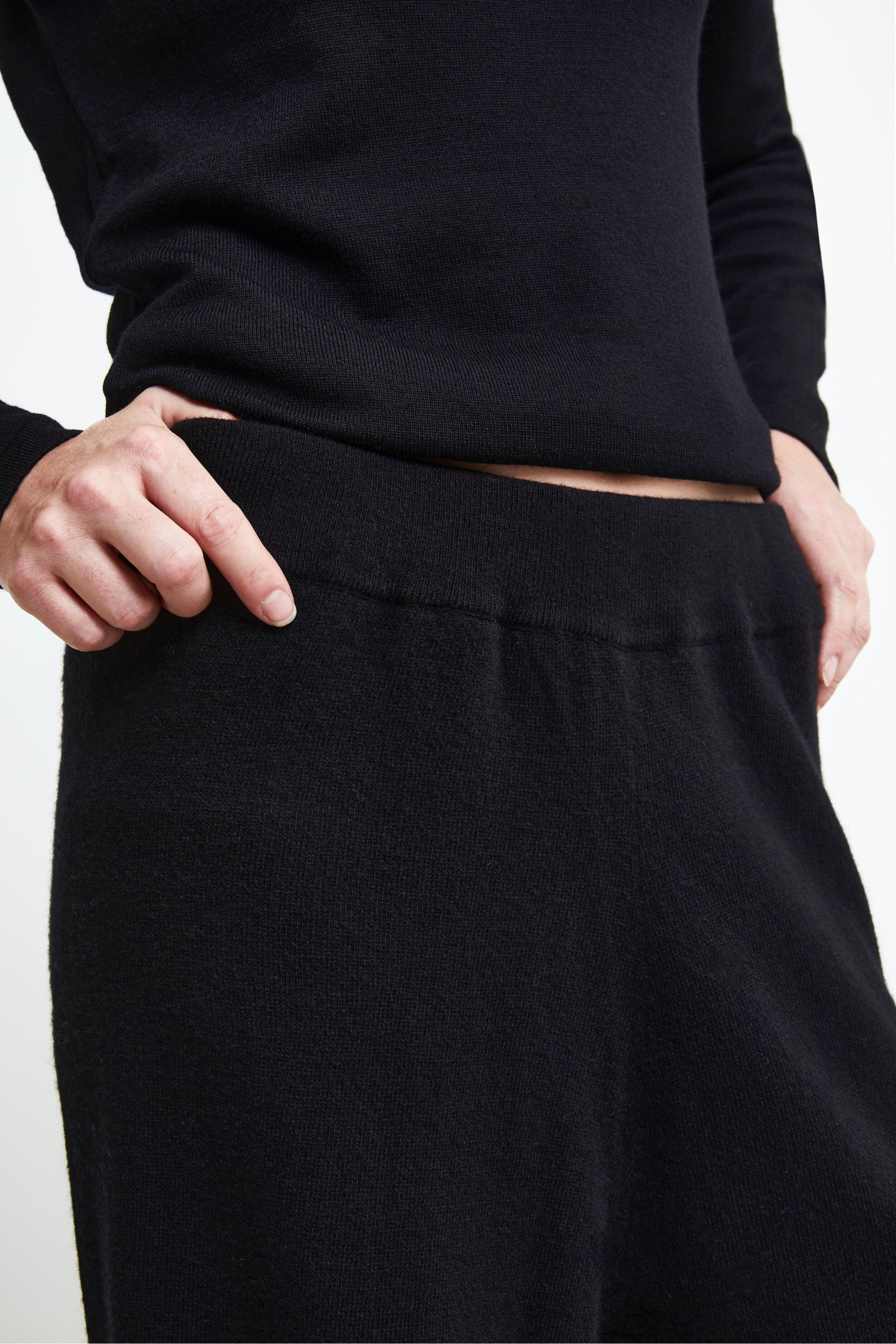 Pantalone in lana e cashmere - NERO