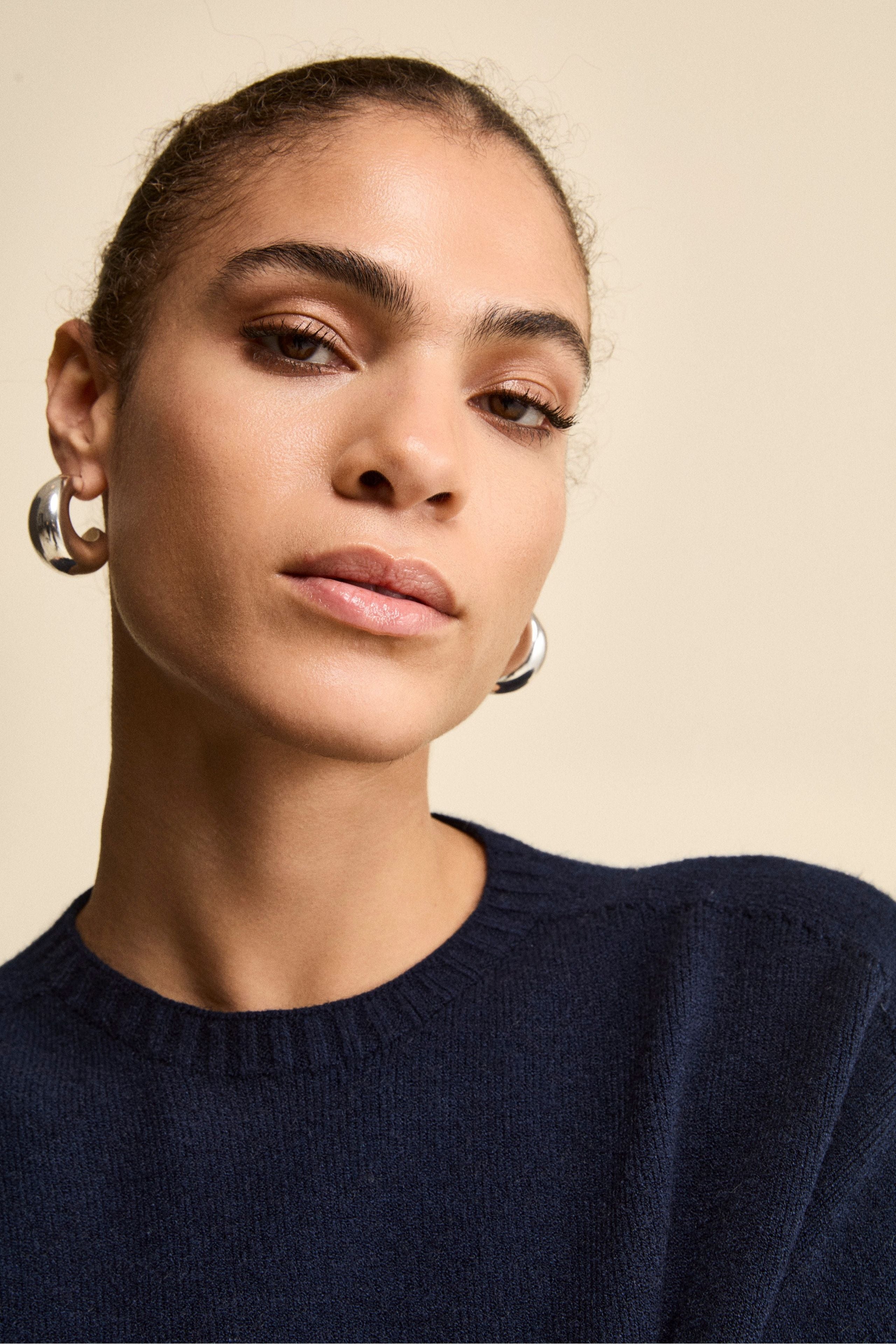 Soft Crewneck Sweater with Pockets - BLUE