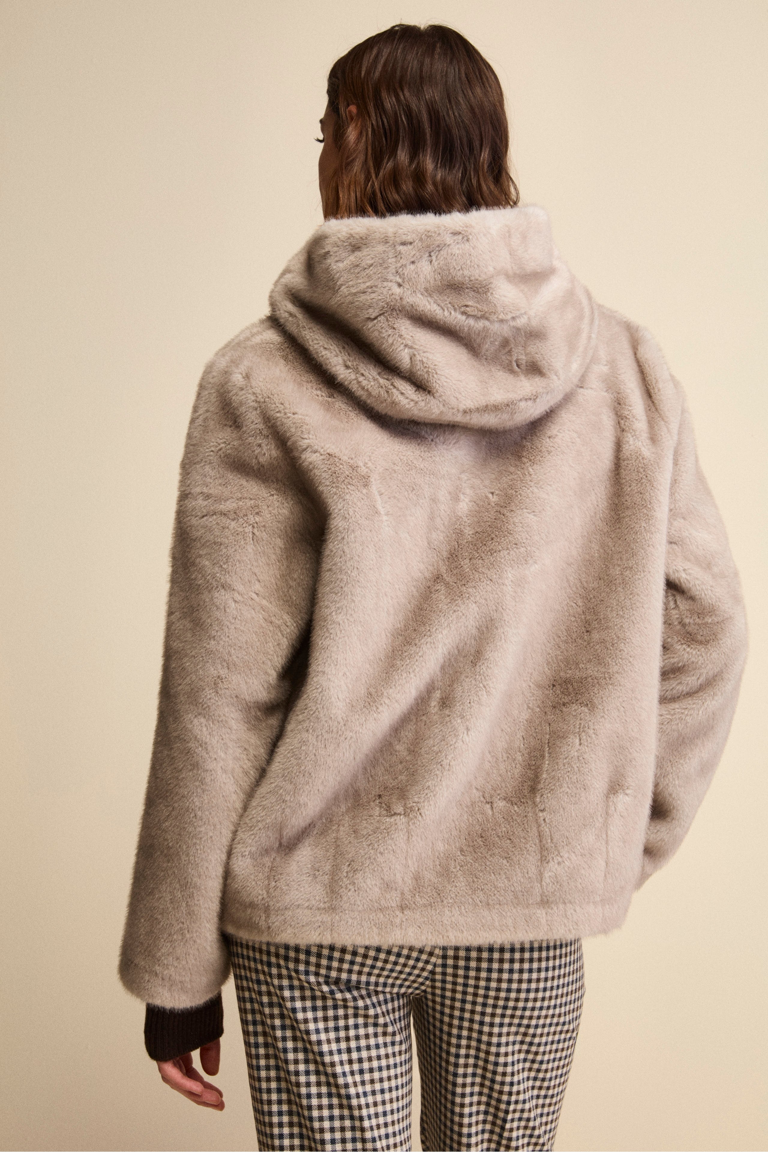 Fur Jacket with Zip and Hood - GREY