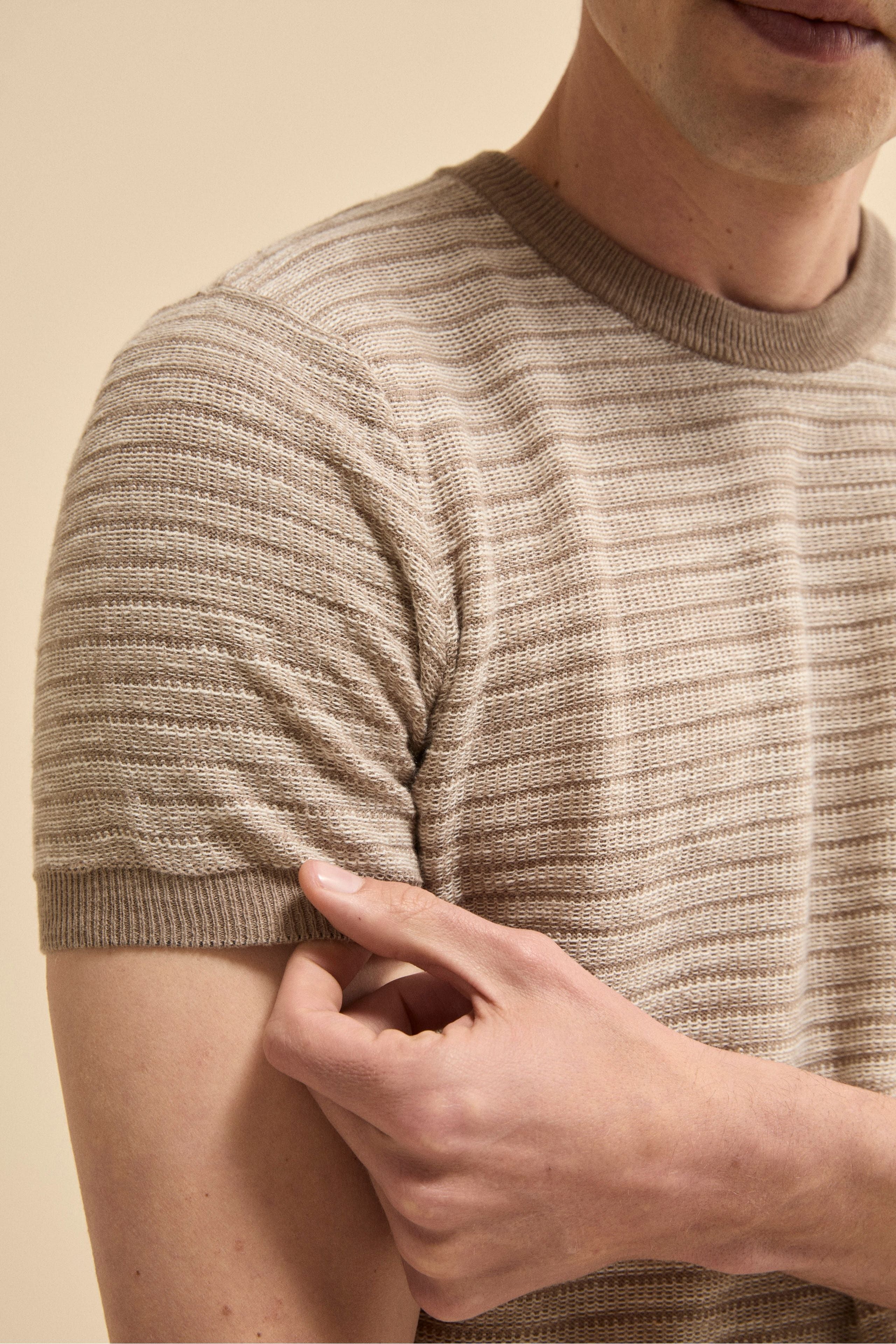 T-Shirt Jacquard in Misto Lino - NOCCIOLA