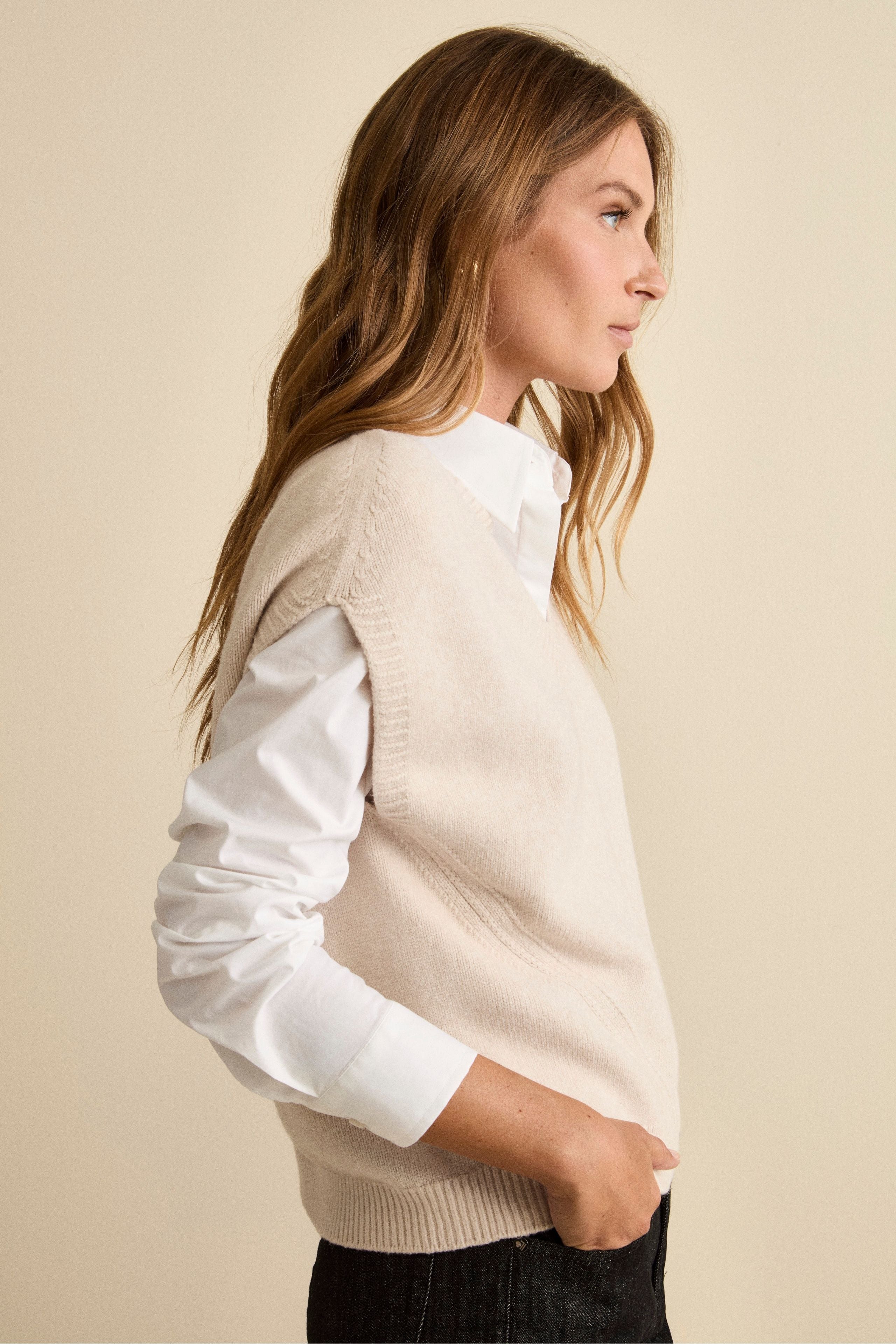 Oversize-Strickweste mit V-Ausschnitt - Natürlich