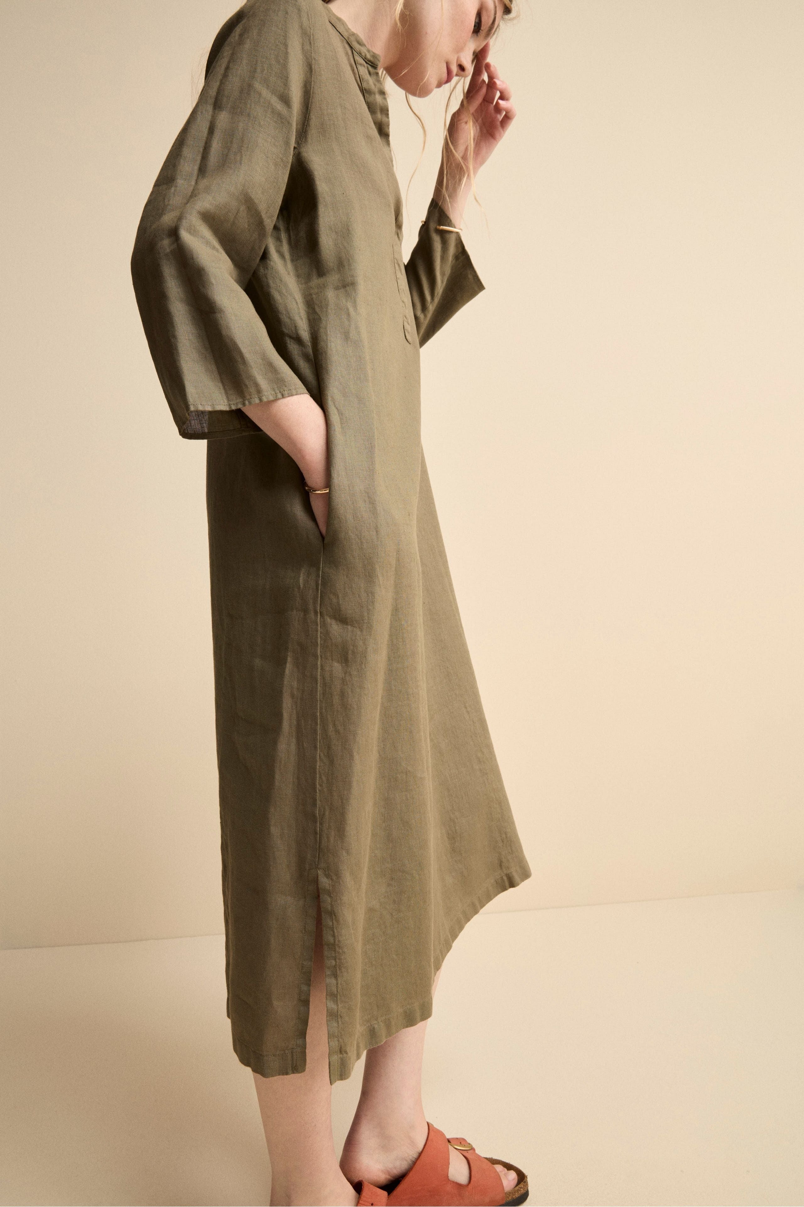 Caftano Lungo in Puro Lino - VERDE MILITARE