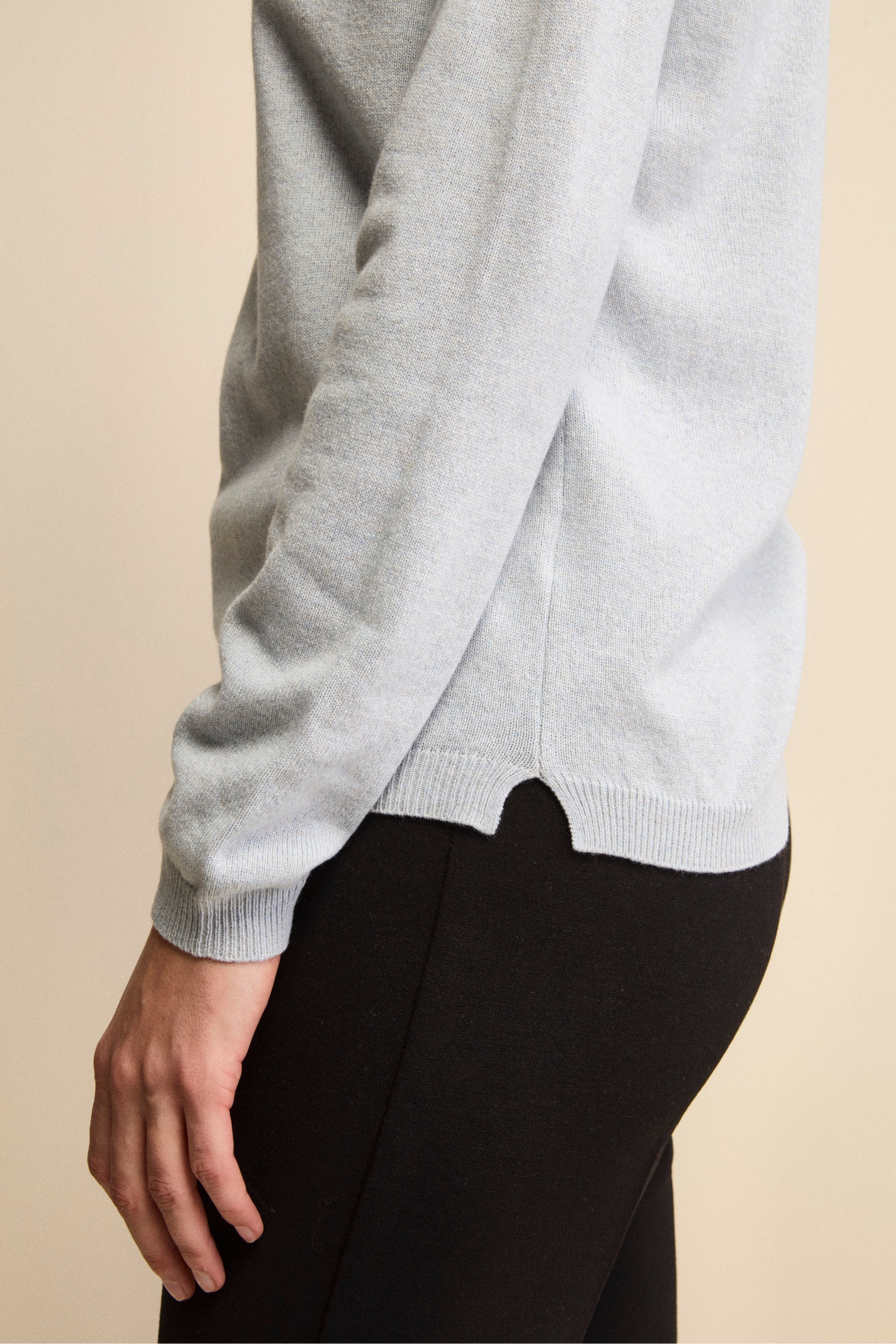 Pull Col V en Soie et Cachemire - Bleu clair