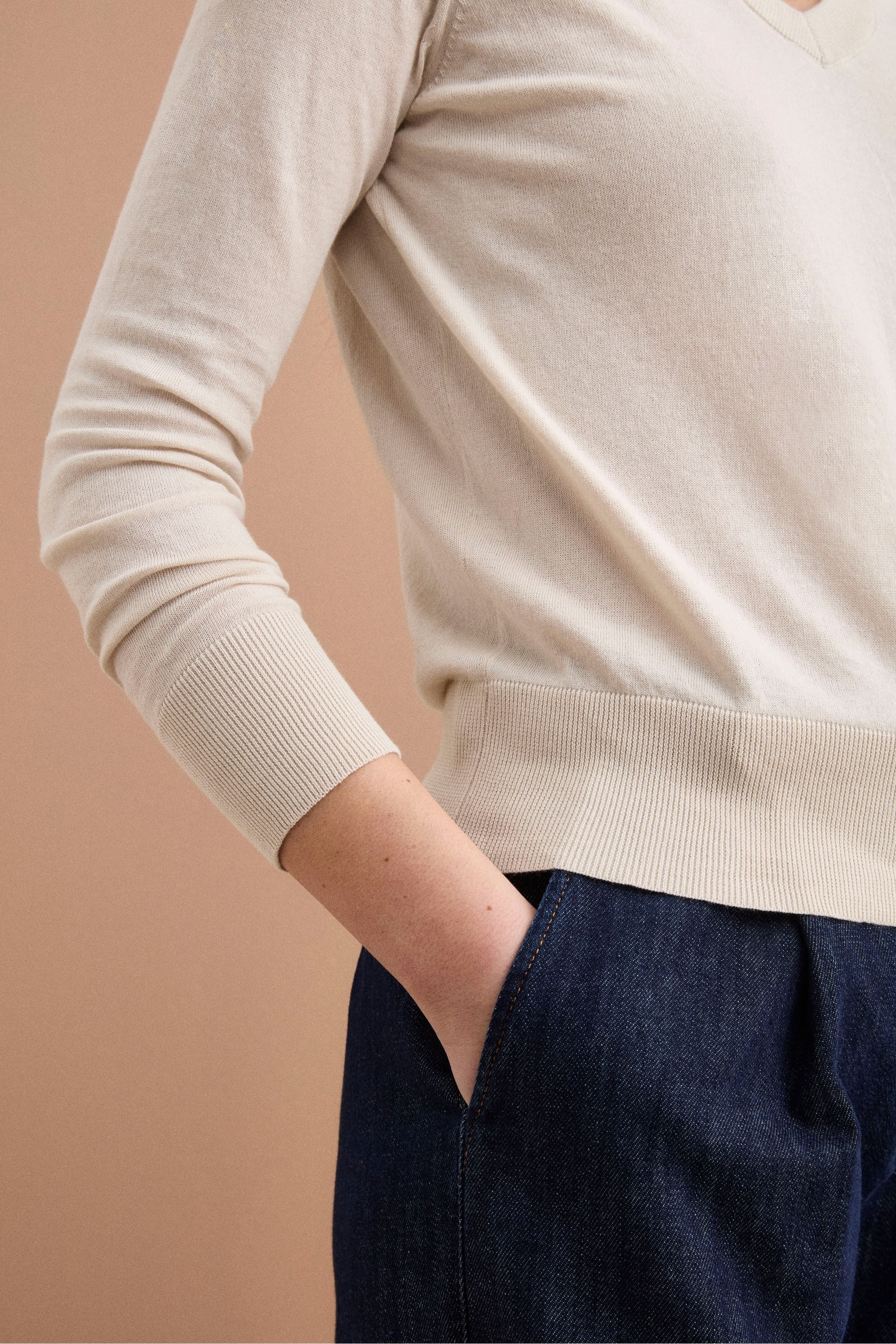 Maglia Boxy in Cotone con Scollo a V - NATURALE