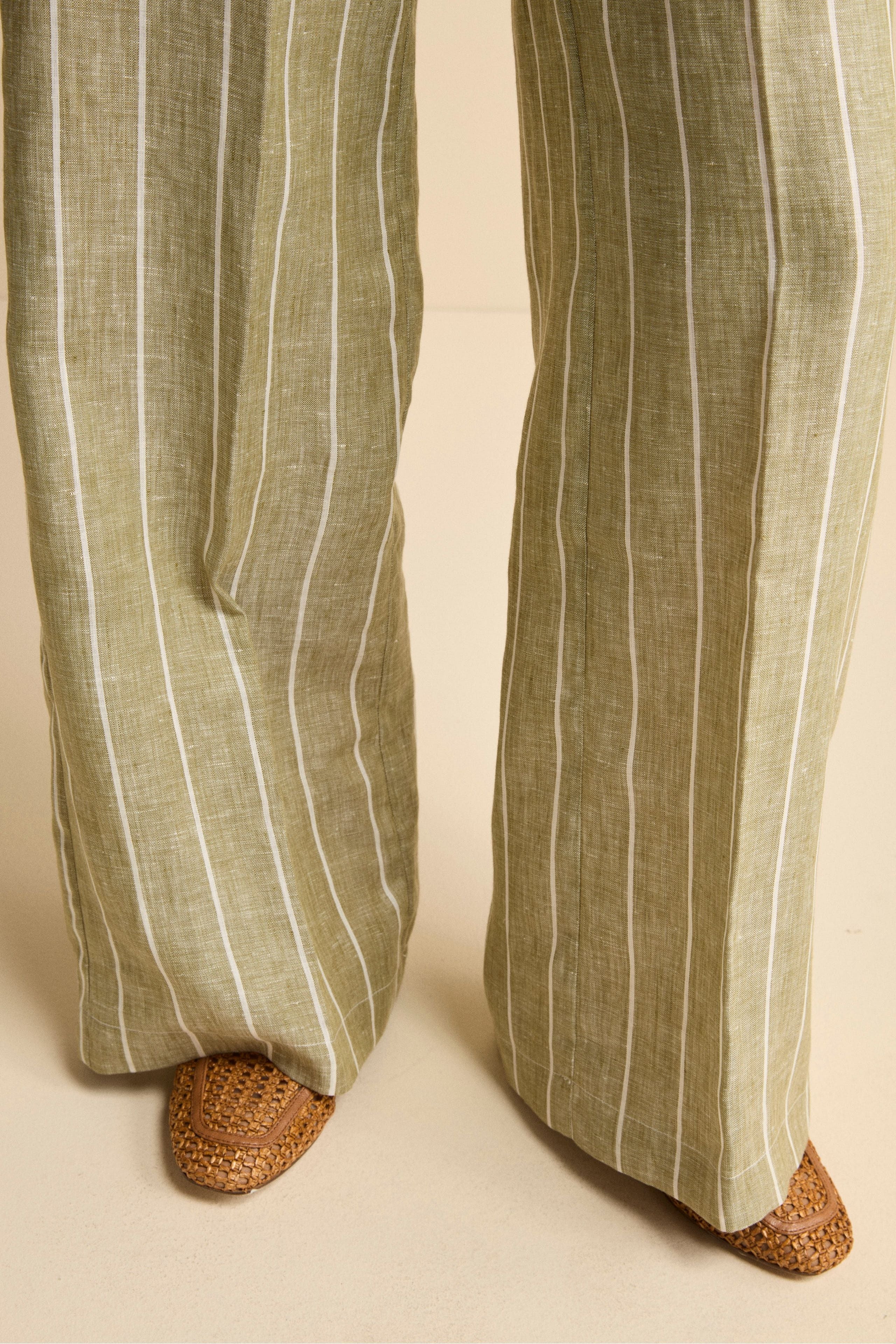 Pantalone Morbido Gessato in Lino - VERDE RIGATO