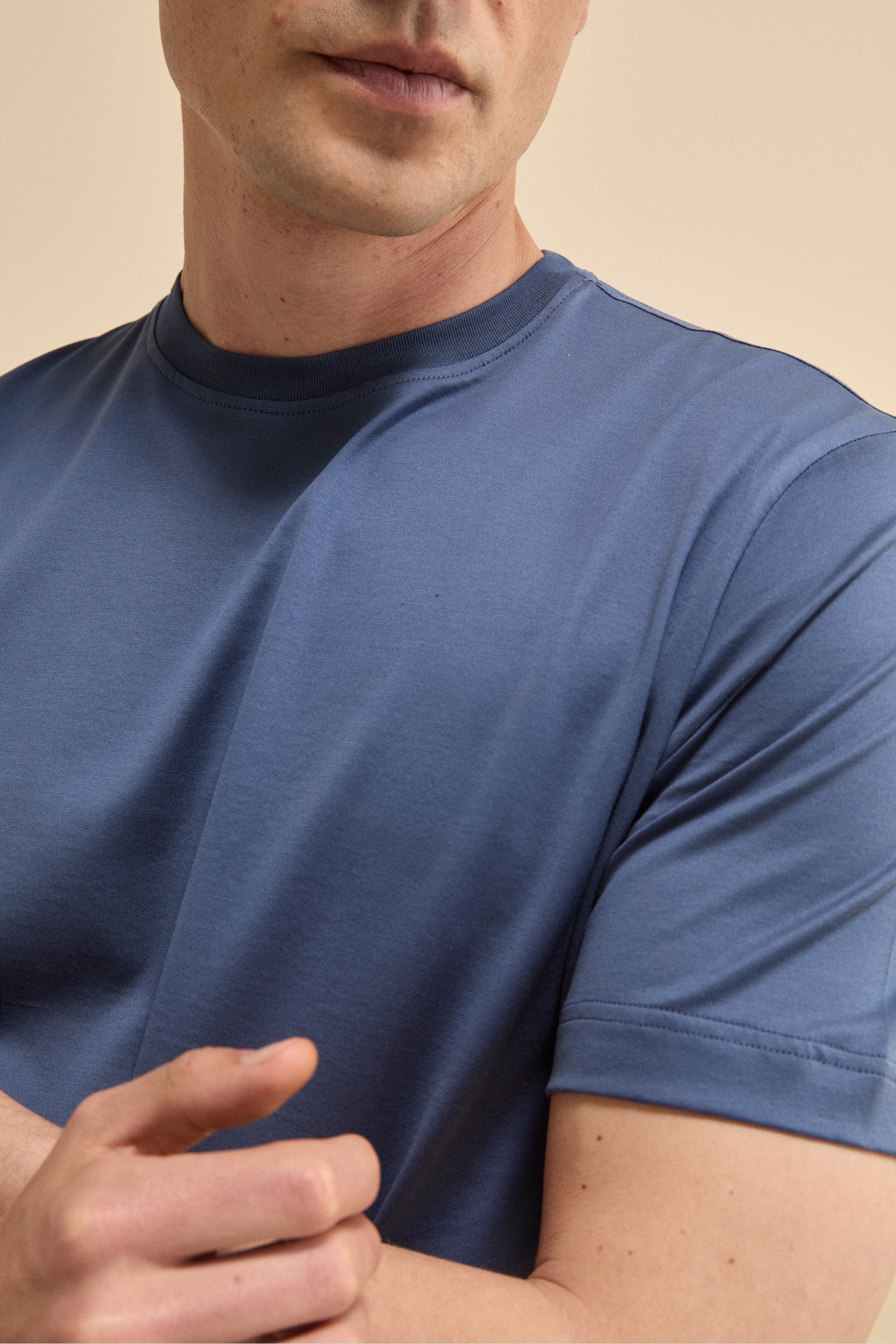 T-Shirt Slim in Filo di Scozia - AZZURRO