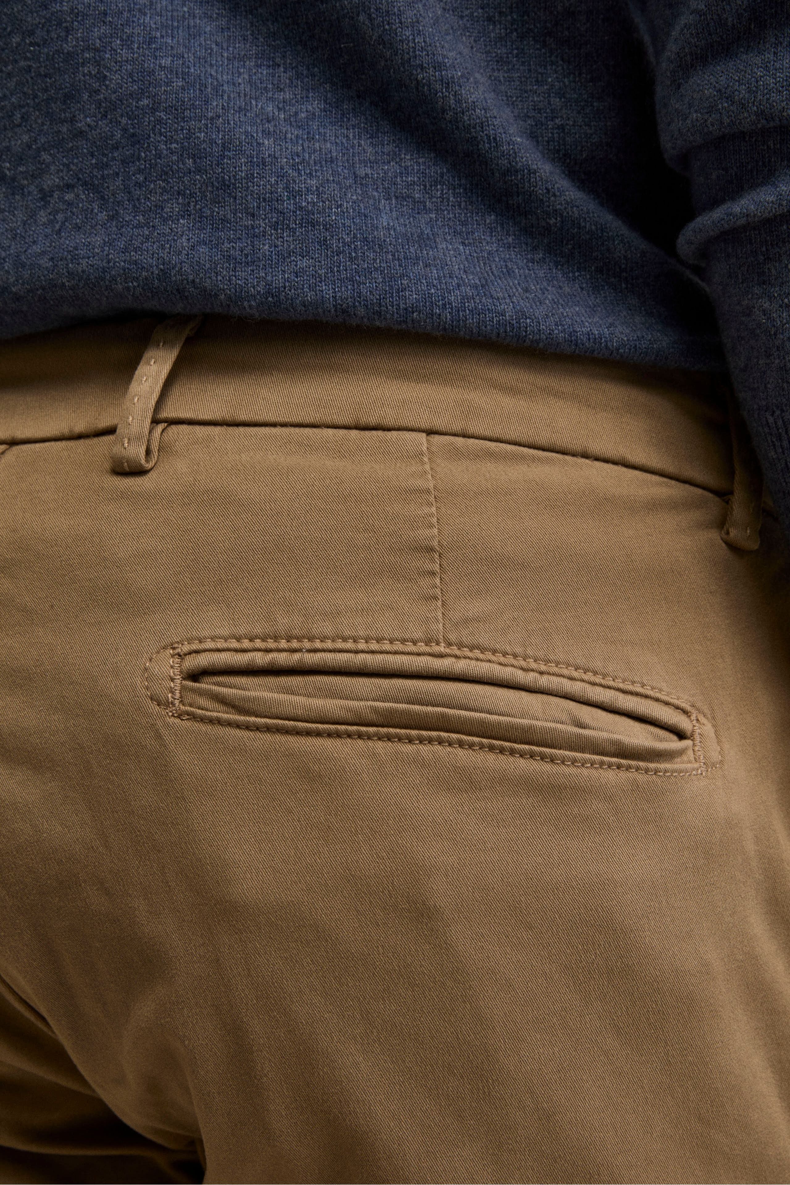 Pantalon Slim Fit à pinces en gabardine - gris