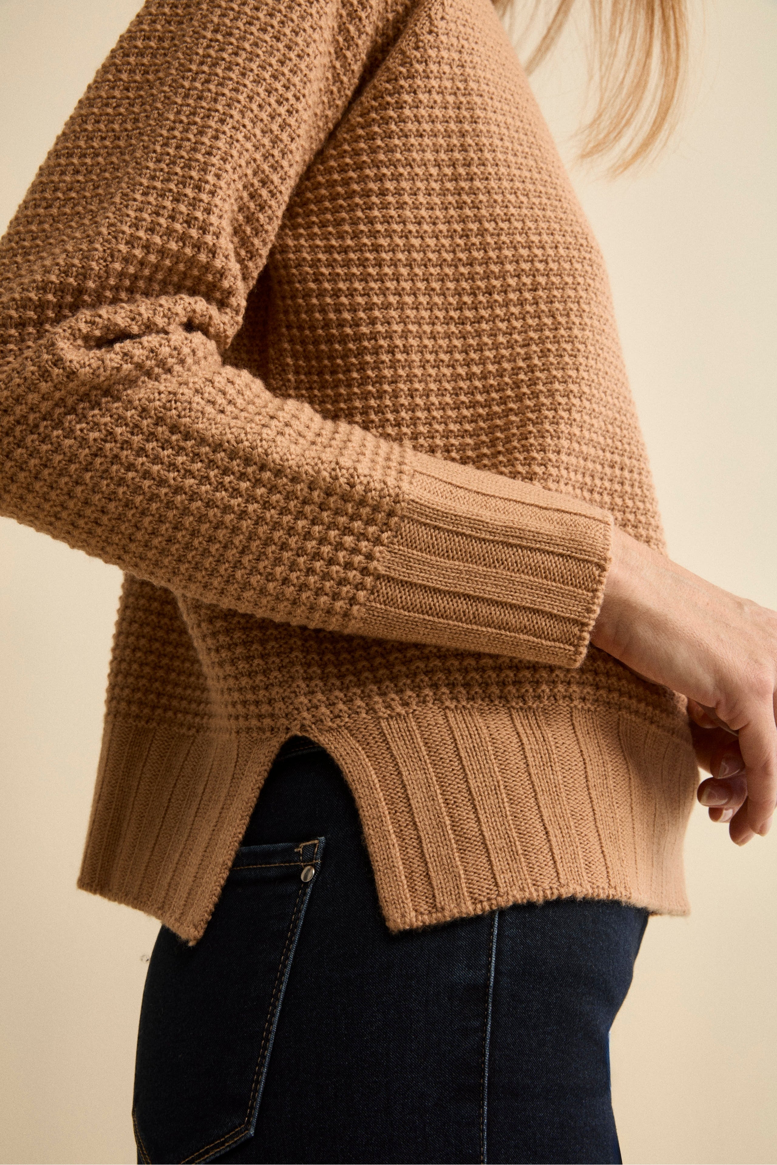 Boat-Neck Sweater in Textured Merino Wool - Camel