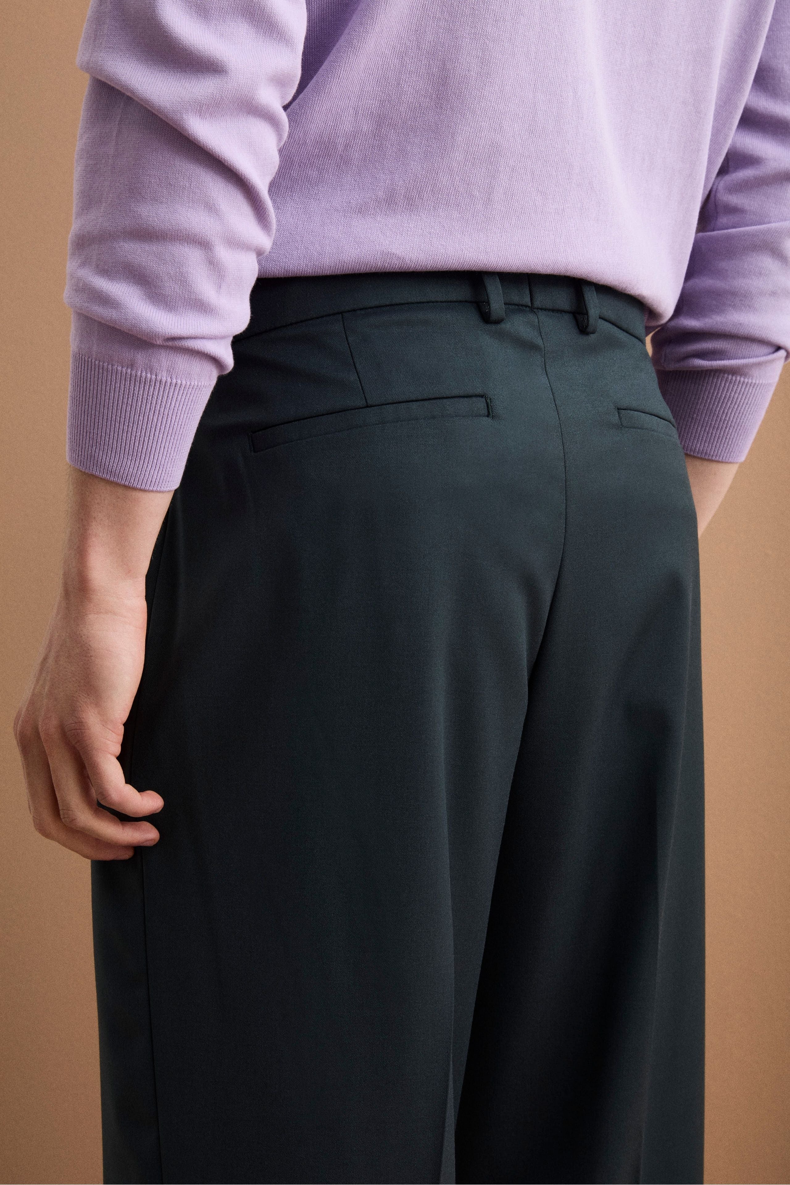 Weite Hose aus Wollmischung mit Bundfalten - GRÜN