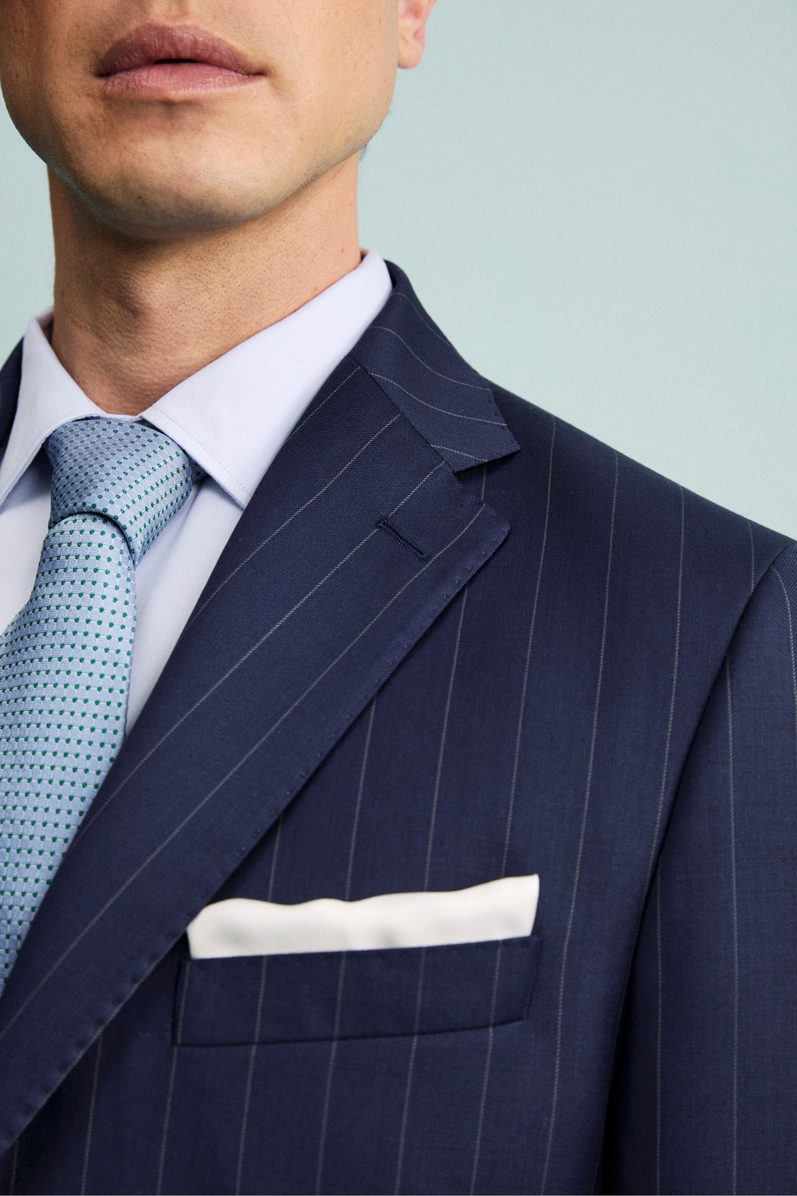 Abito Gessato Monopetto Comfort Fit in Lana Vergine - BLU APERTO GESSATO